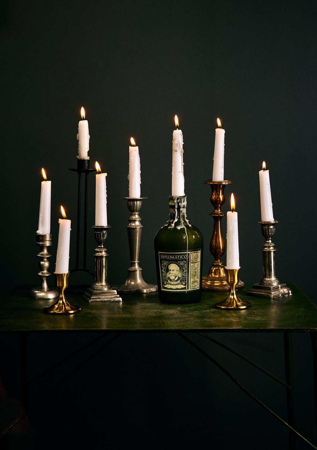 Delphine-Constantini-Diplomatico-Rhum-chandeliers-bougies