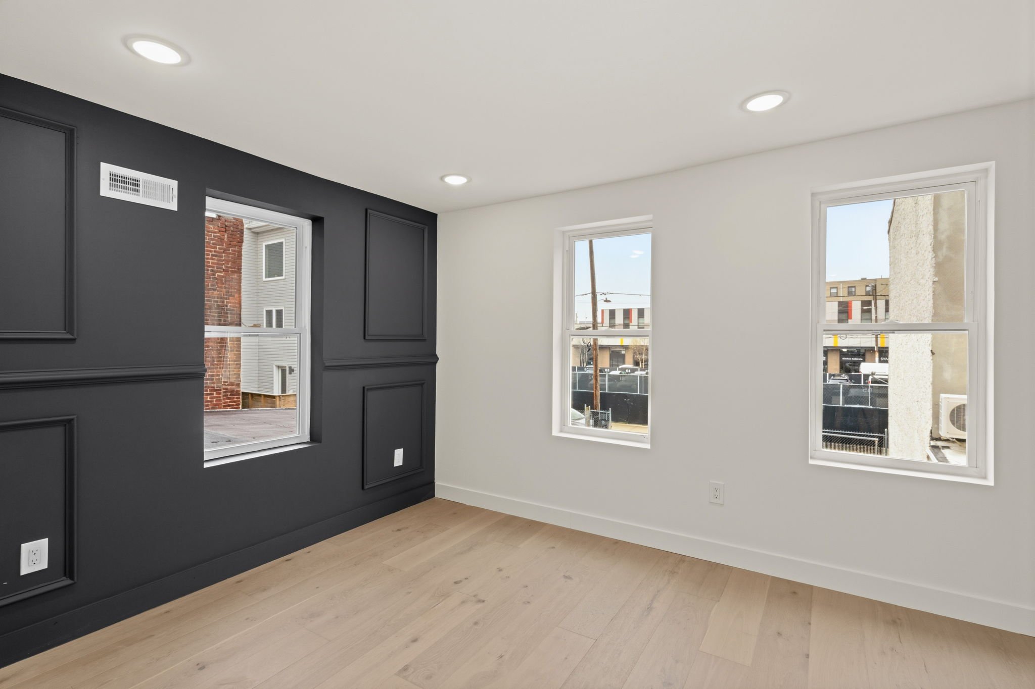 27-web-or-mls-1530-n-lawrence-st.jpg