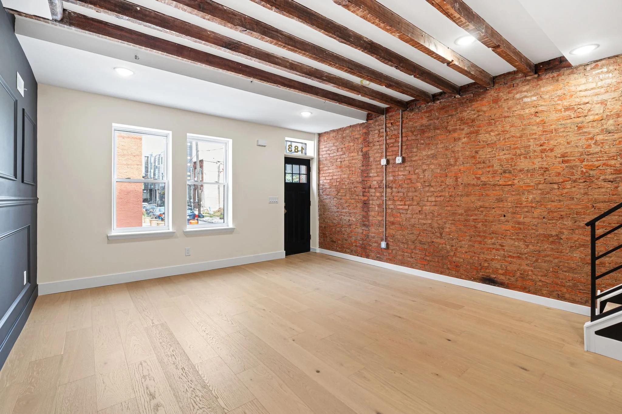 1836 Earp St-Full-3.jpg