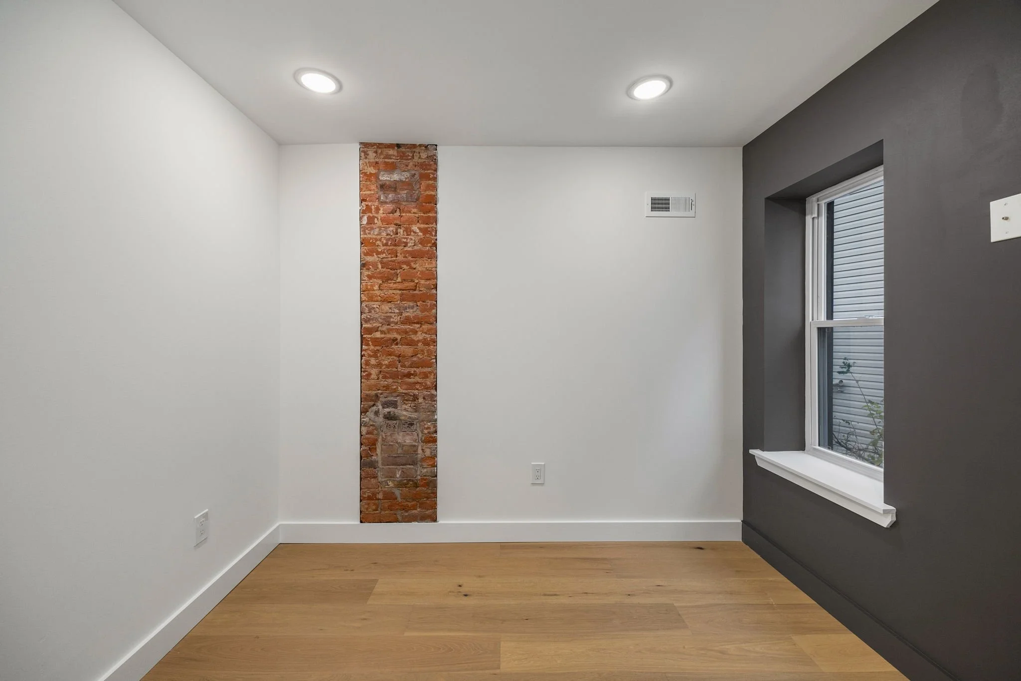 38-web-or-mls-1613-n-lawrence-st.jpg