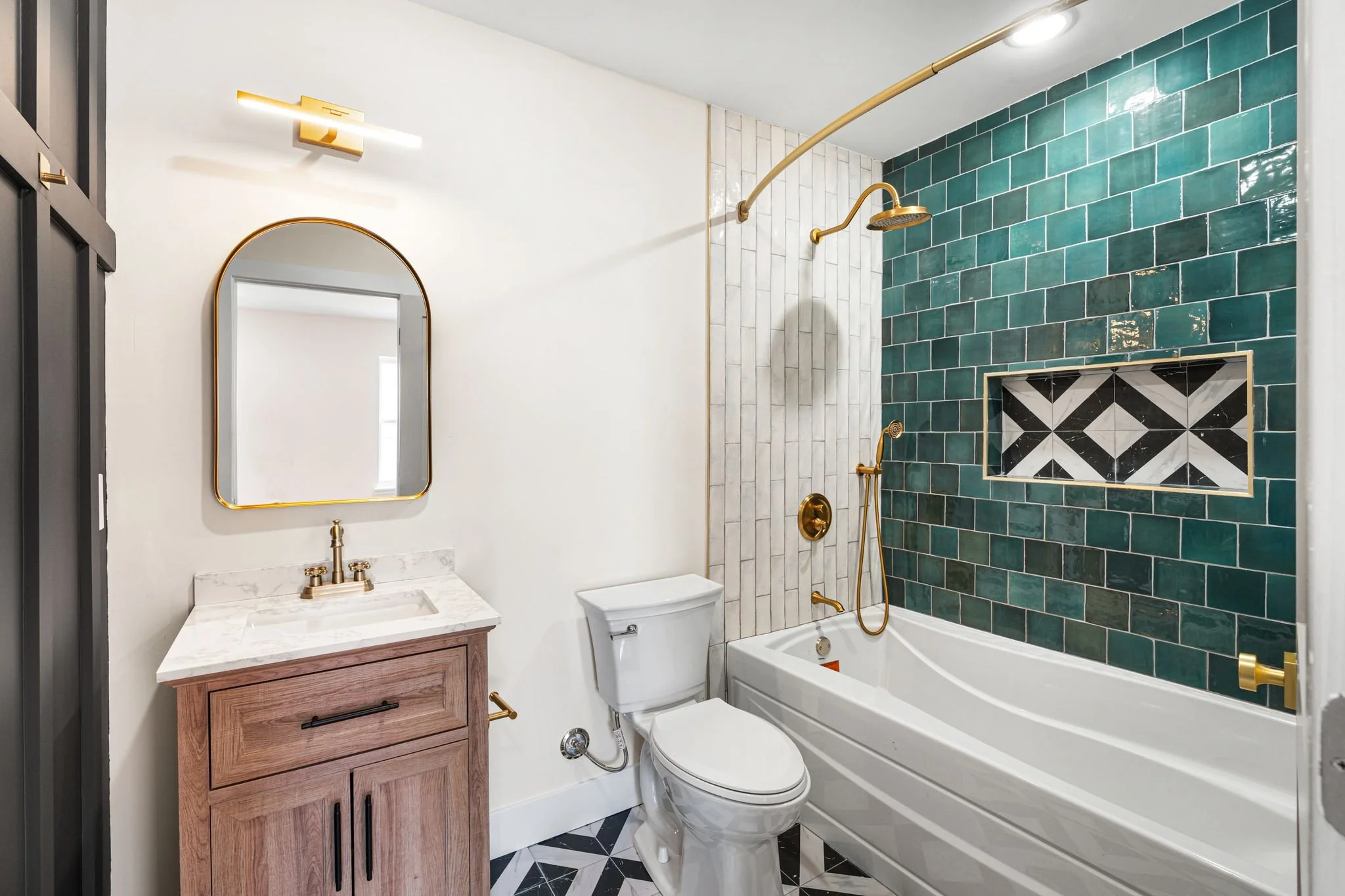 1836 Earp St-Full-14.jpg
