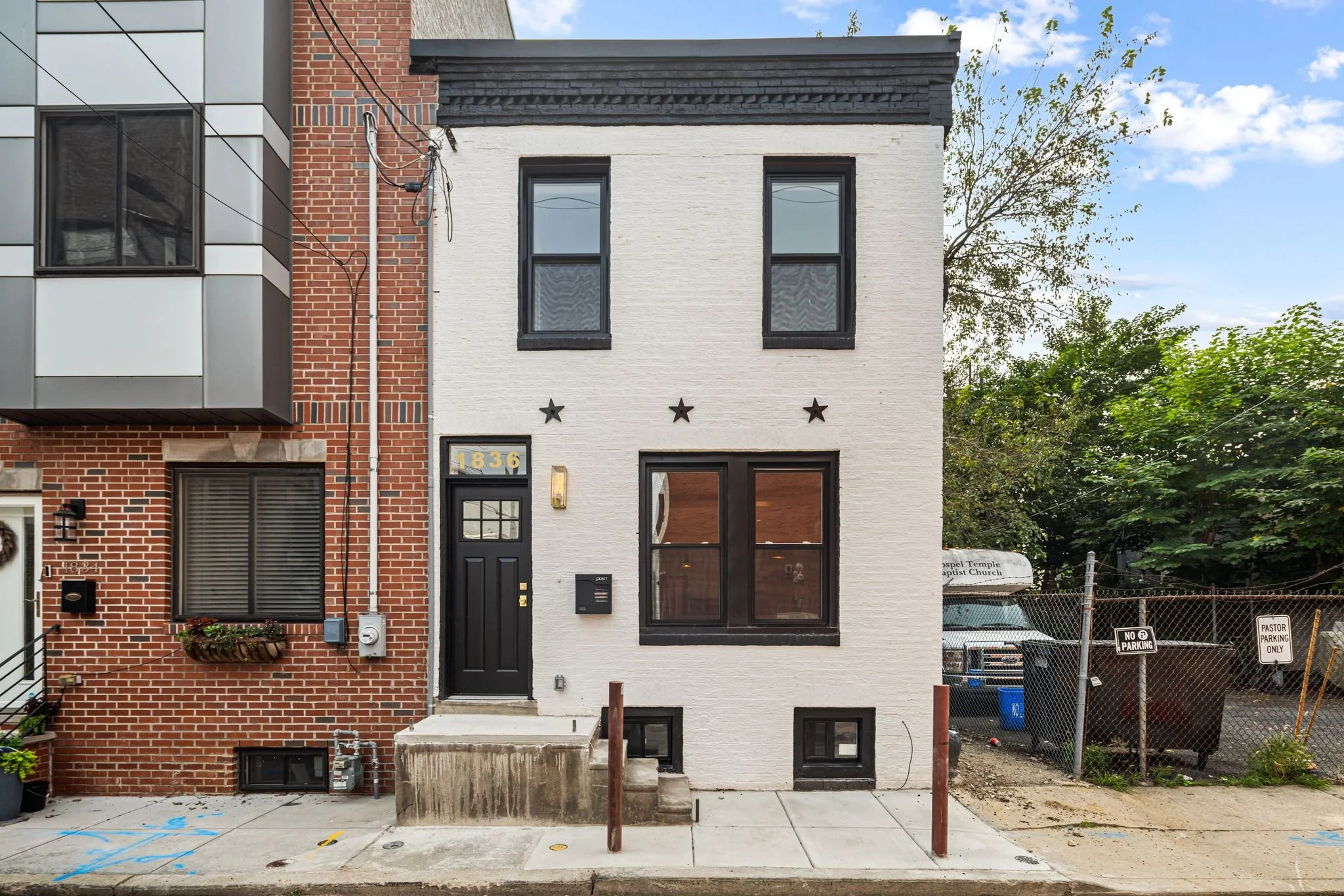 1836 Earp St-Full-1.jpg