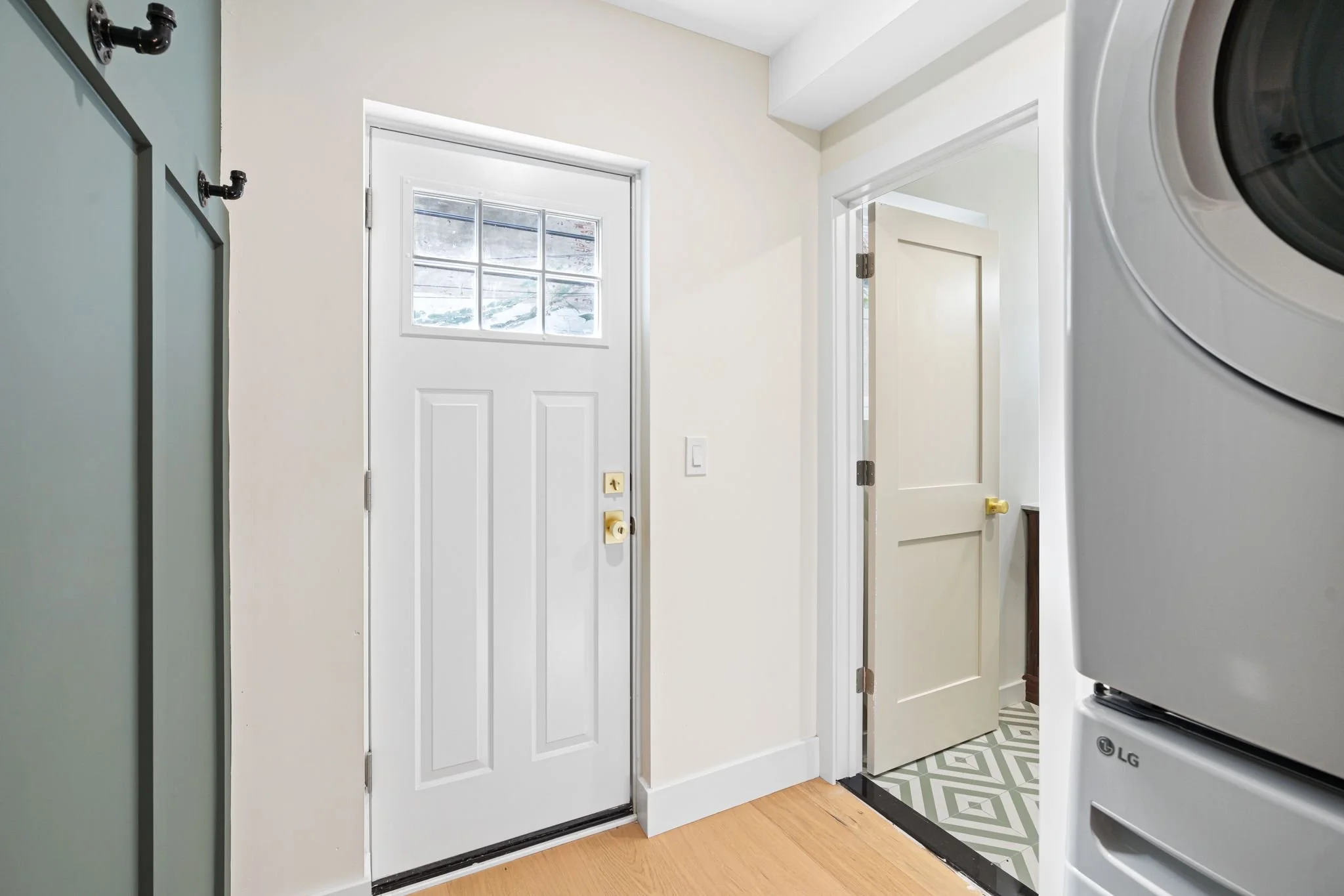 1836 Earp St-Full-7.jpg