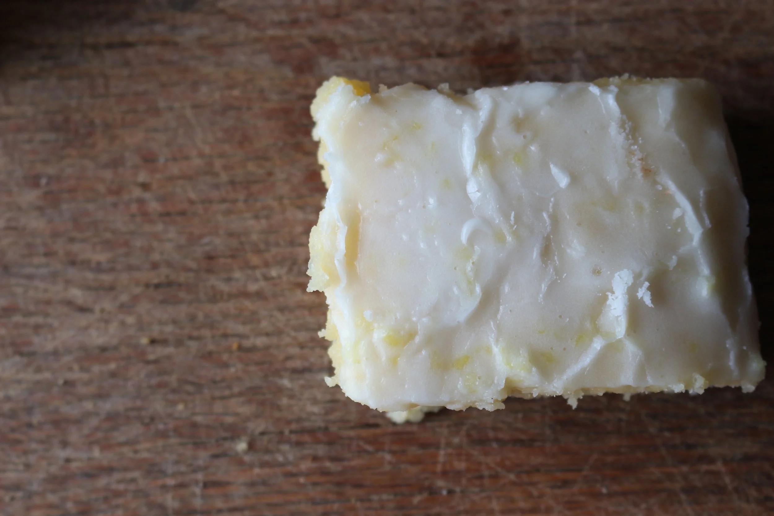 Plumpy Bakery Lemon Snacking Cake