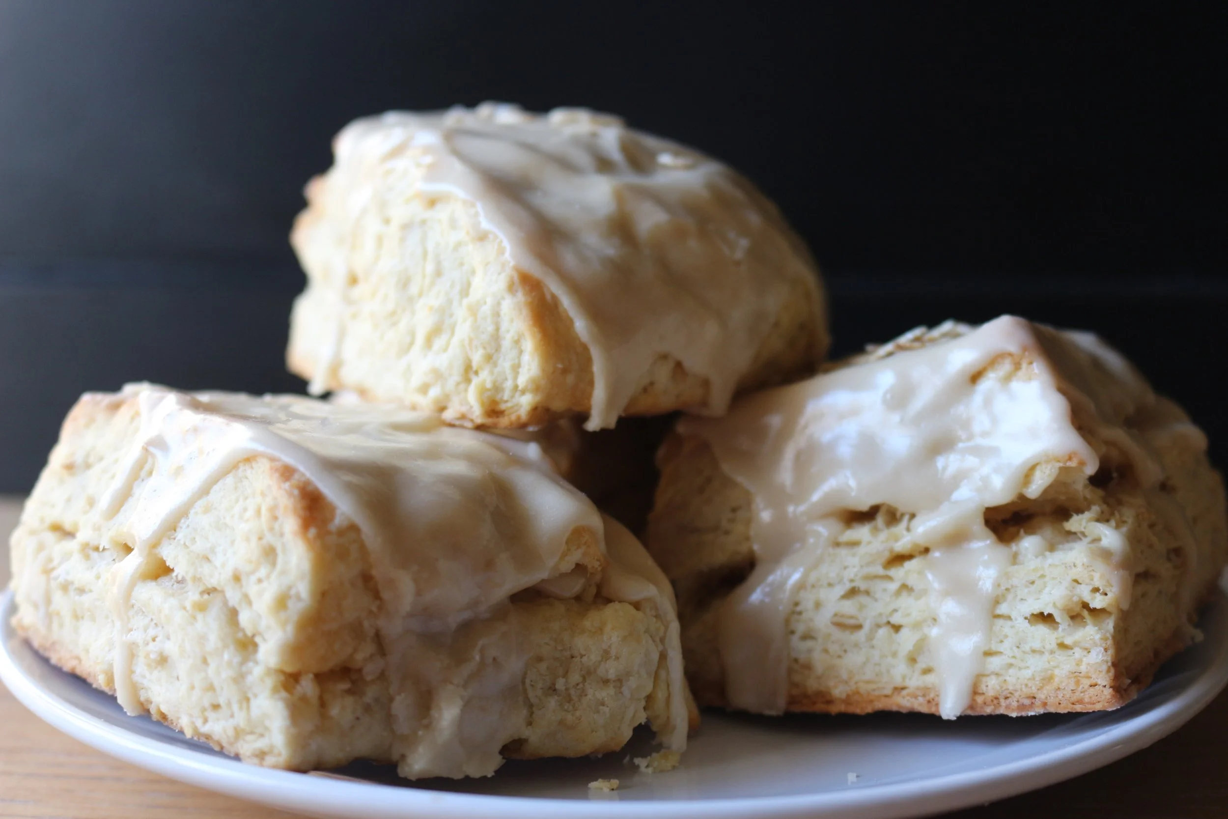 Plumpy Bakery Oatmeal Maple Scone