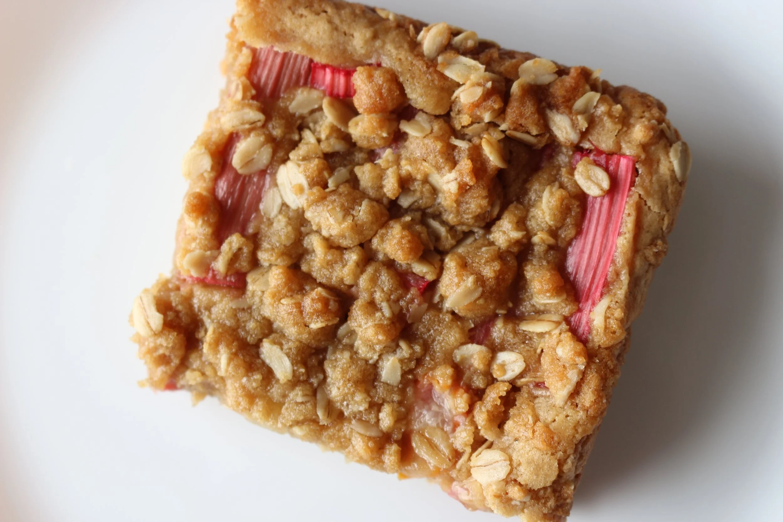 Plumpy Bakery Rhubarb Blondie