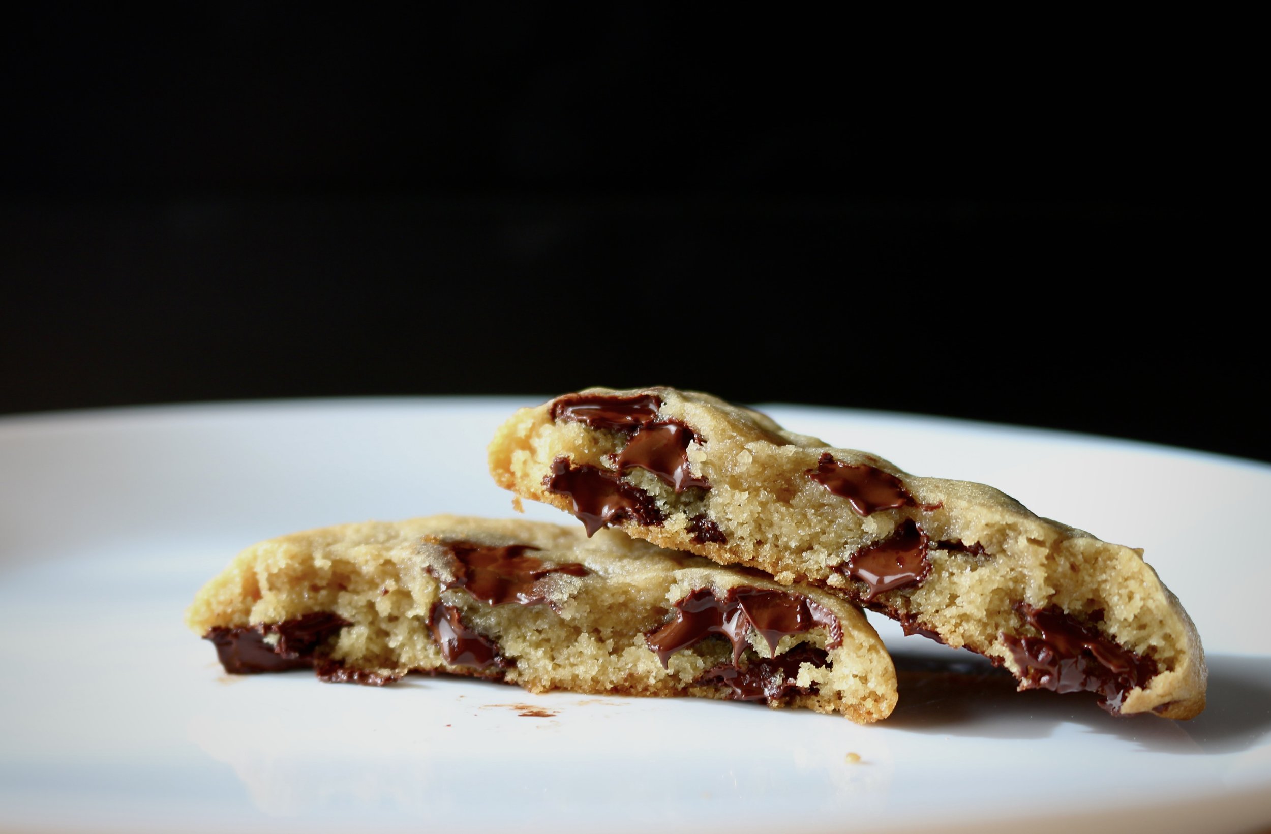 Plumpy Bakery Soft Chocolate Chip Cookies