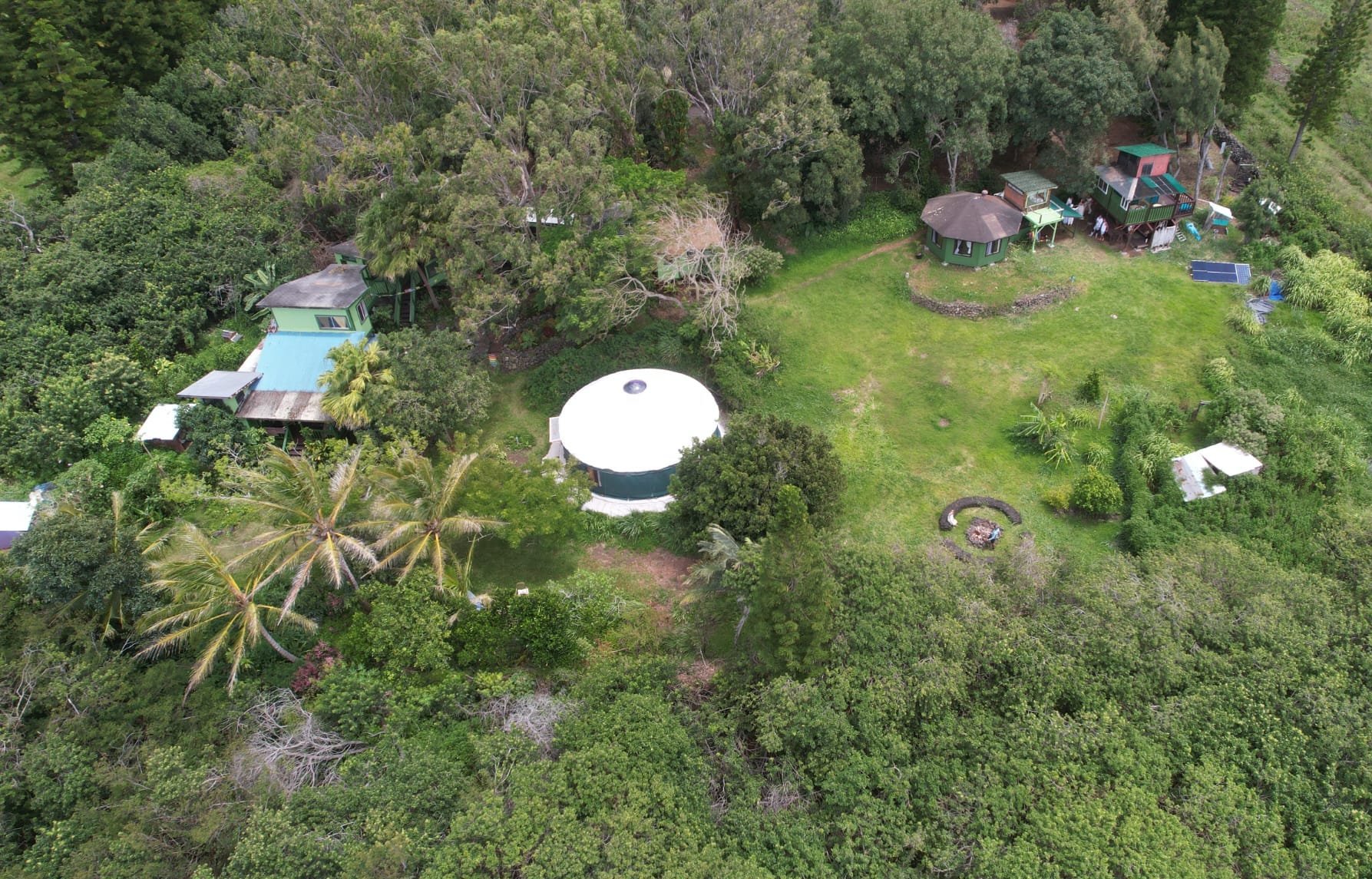 Earthsong Permaculture Farm Hawai'i