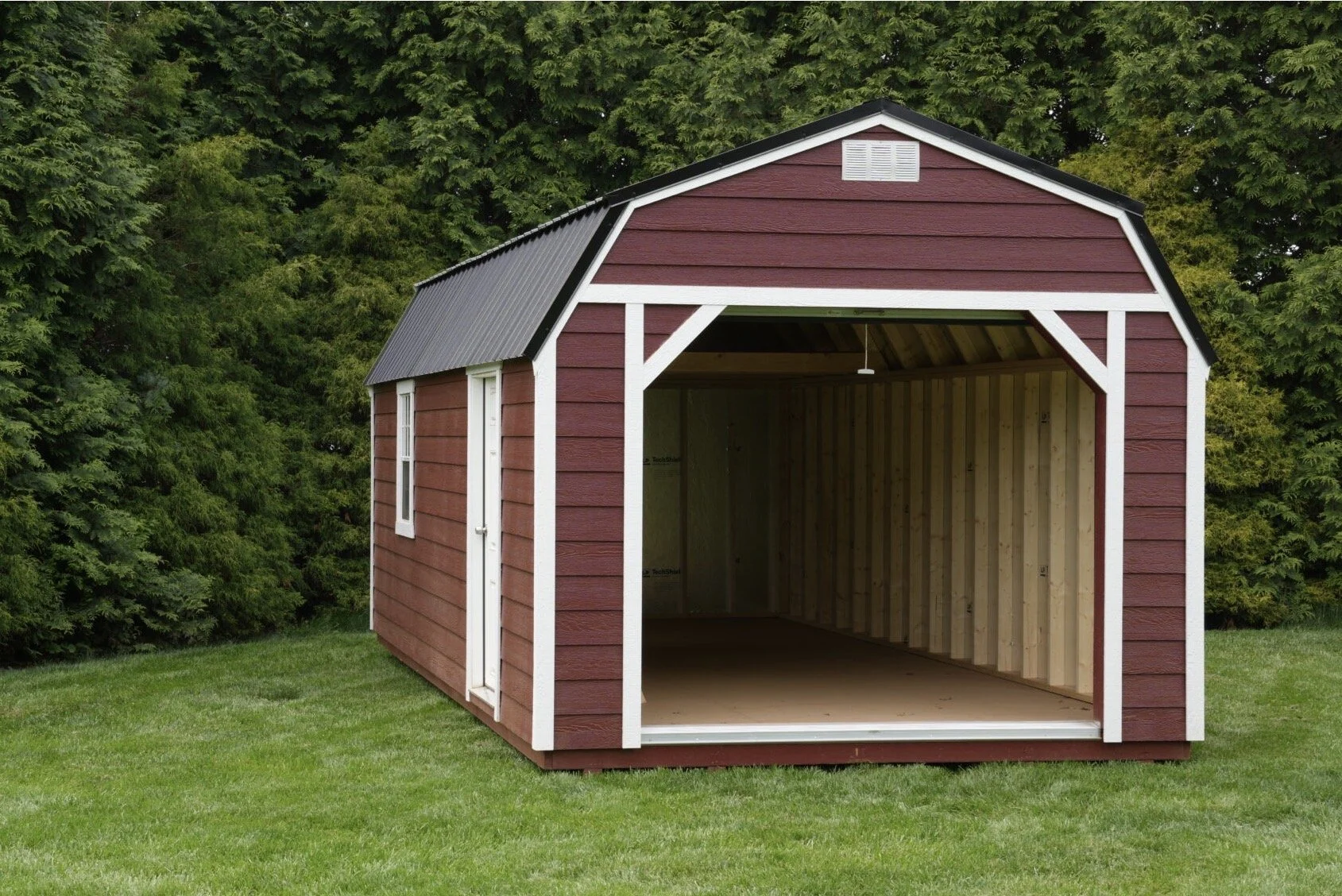 Maximize your storage space with the Lofted Barn style building. Featuring added overhead loft storage and a spacious interior, this design is perfect for equipment, seasonal items, and workshop use.