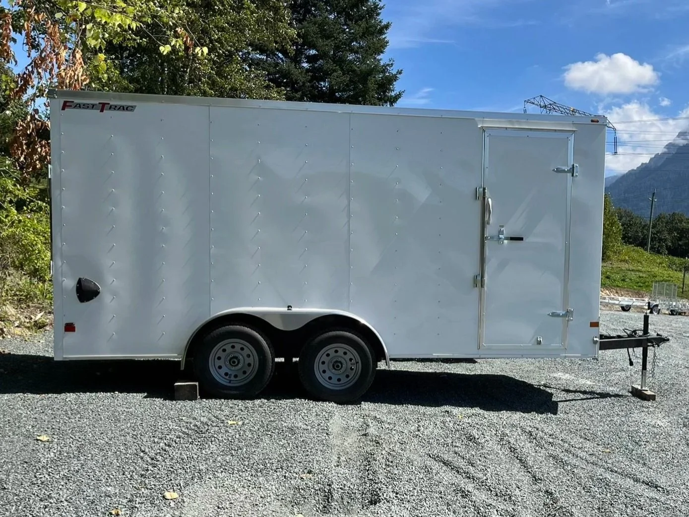 Cargo+white.jpg