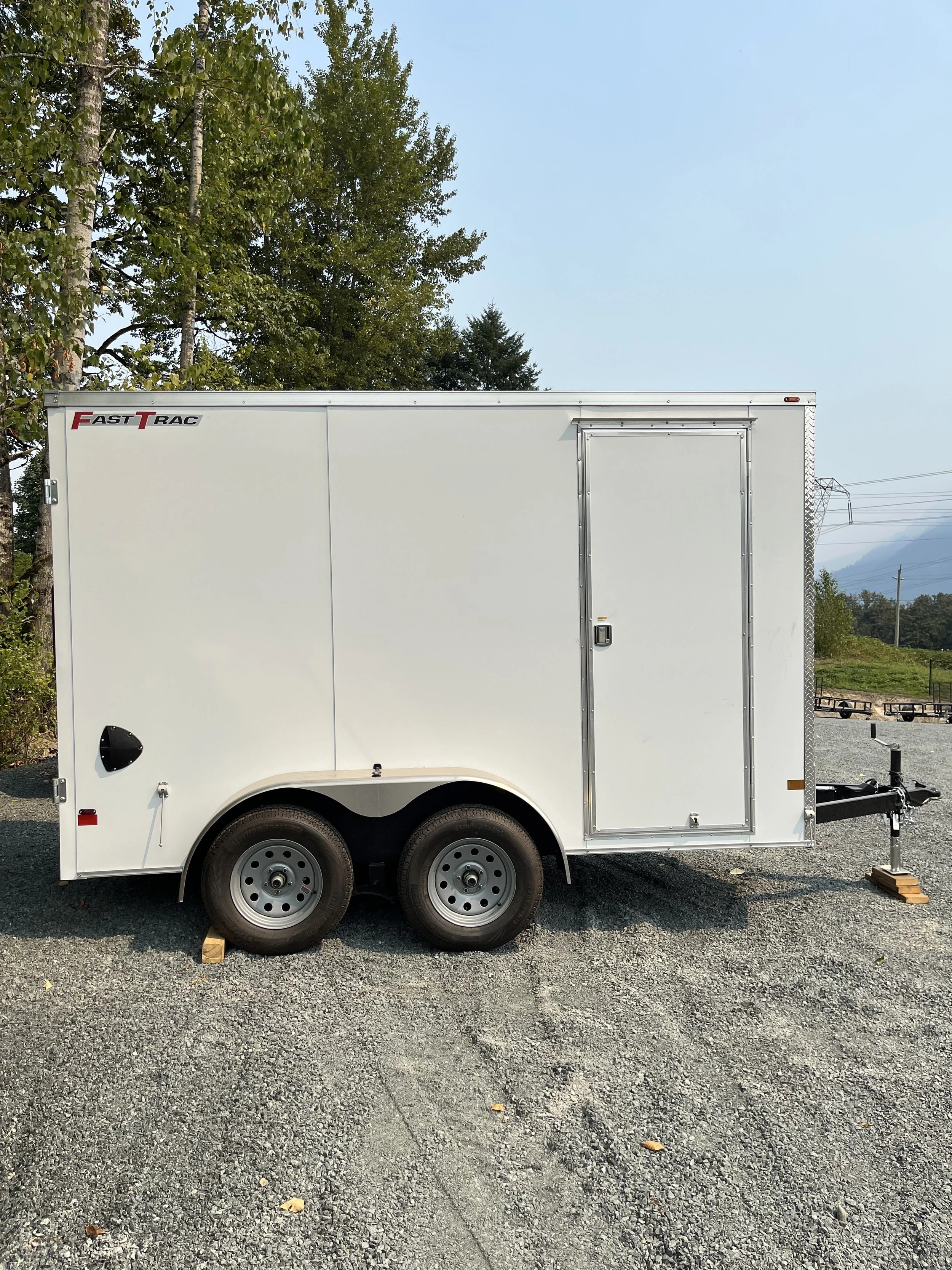 Wells Cargo FastTrac Deluxe Enclosed Cargo 6 X 12