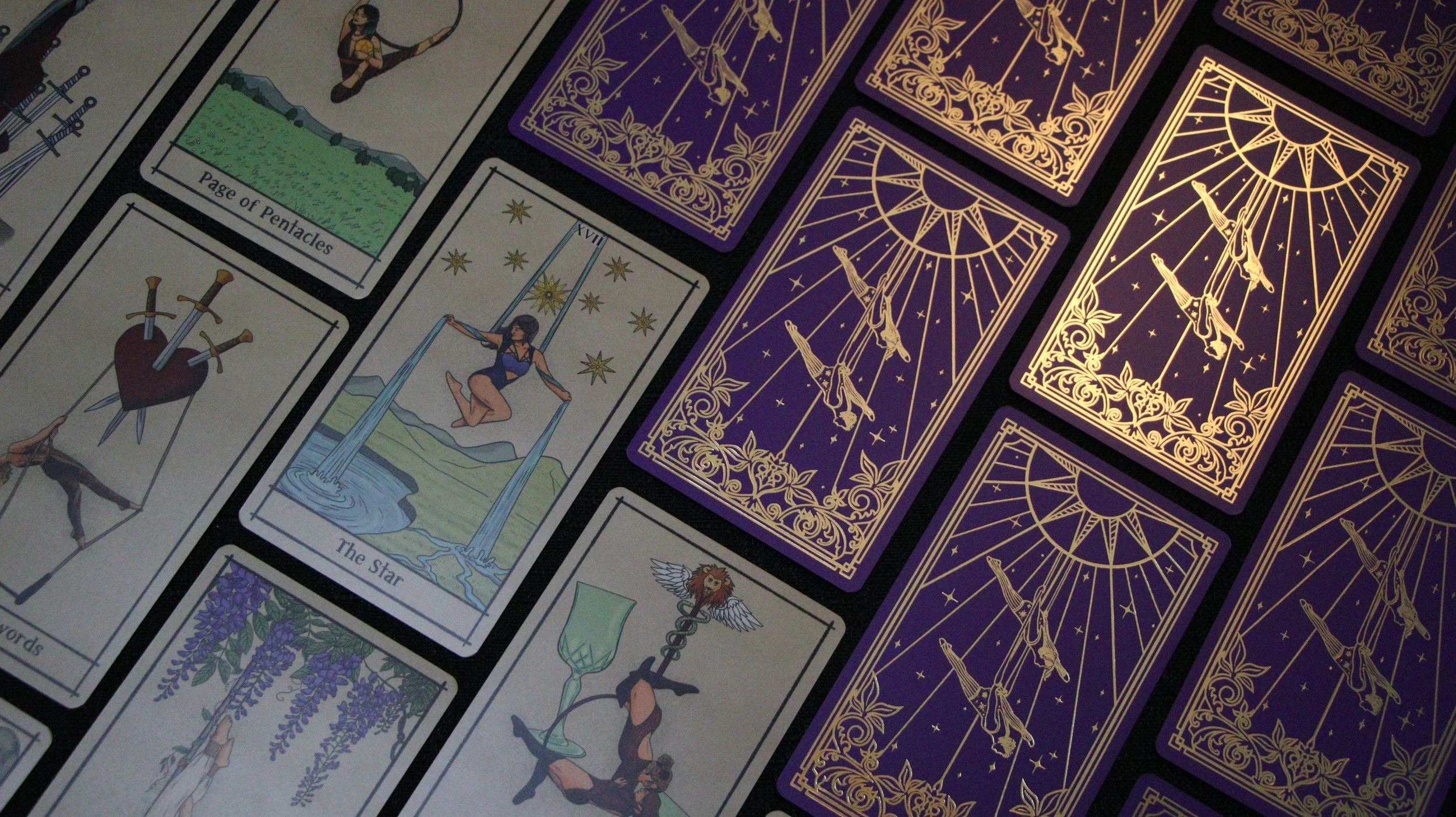 Welcome to the Circus Tarot Deck