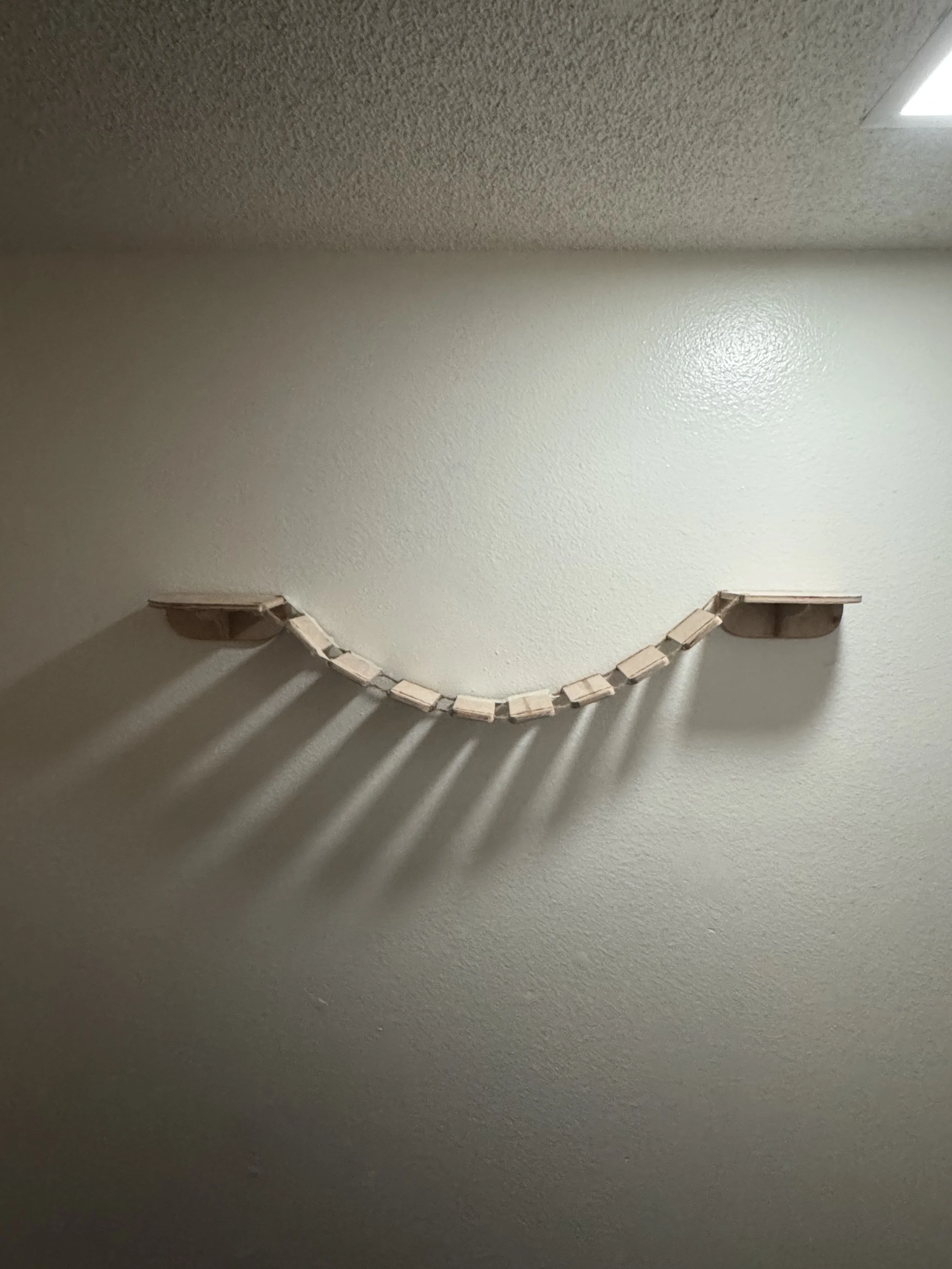 Cat bridge - Plywood, Red yarn