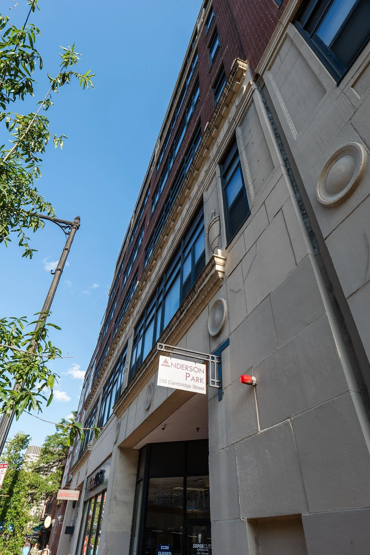 Anderson Park Apts - 3.jpg