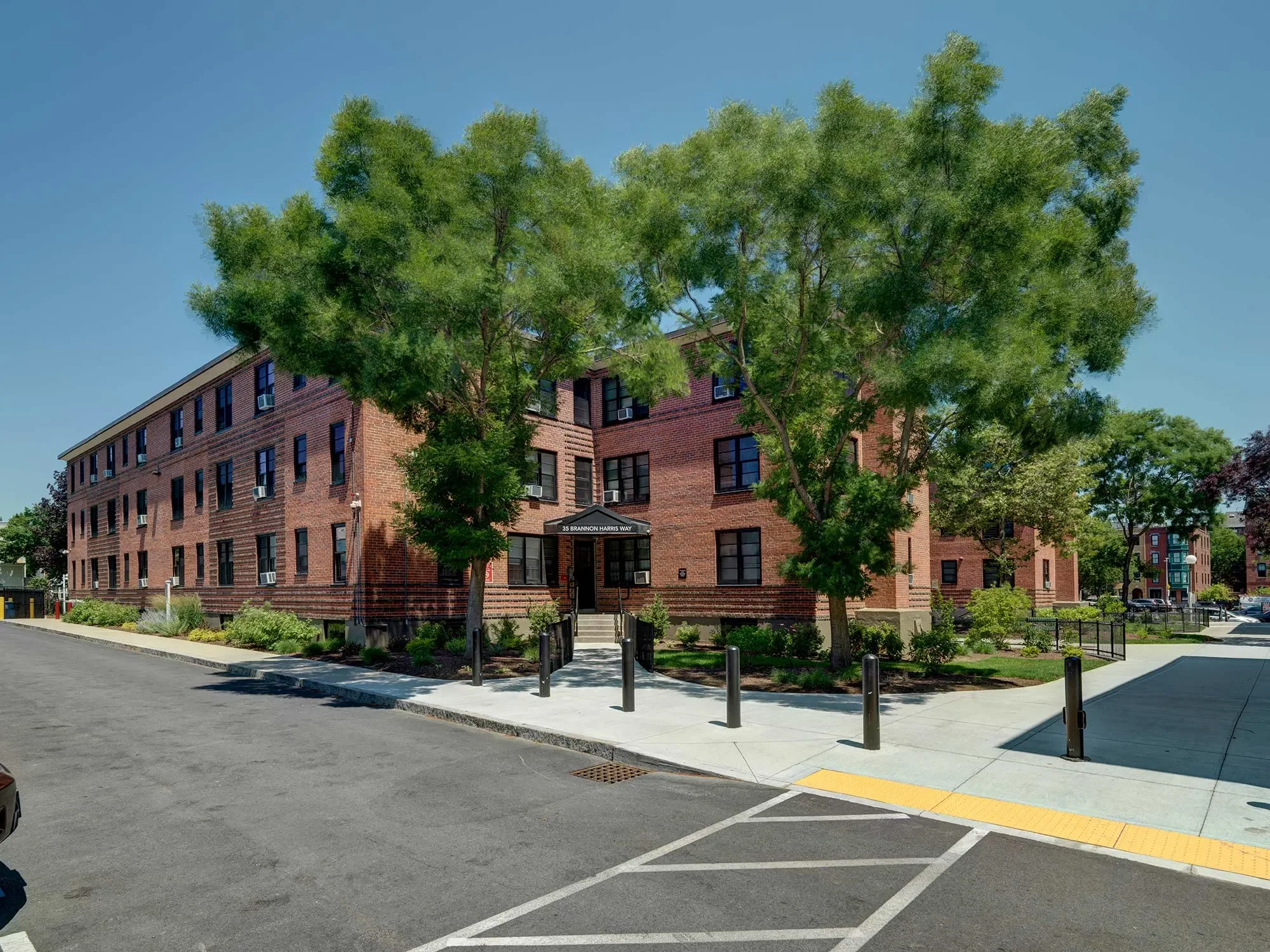 Camden Apts - 1.webp