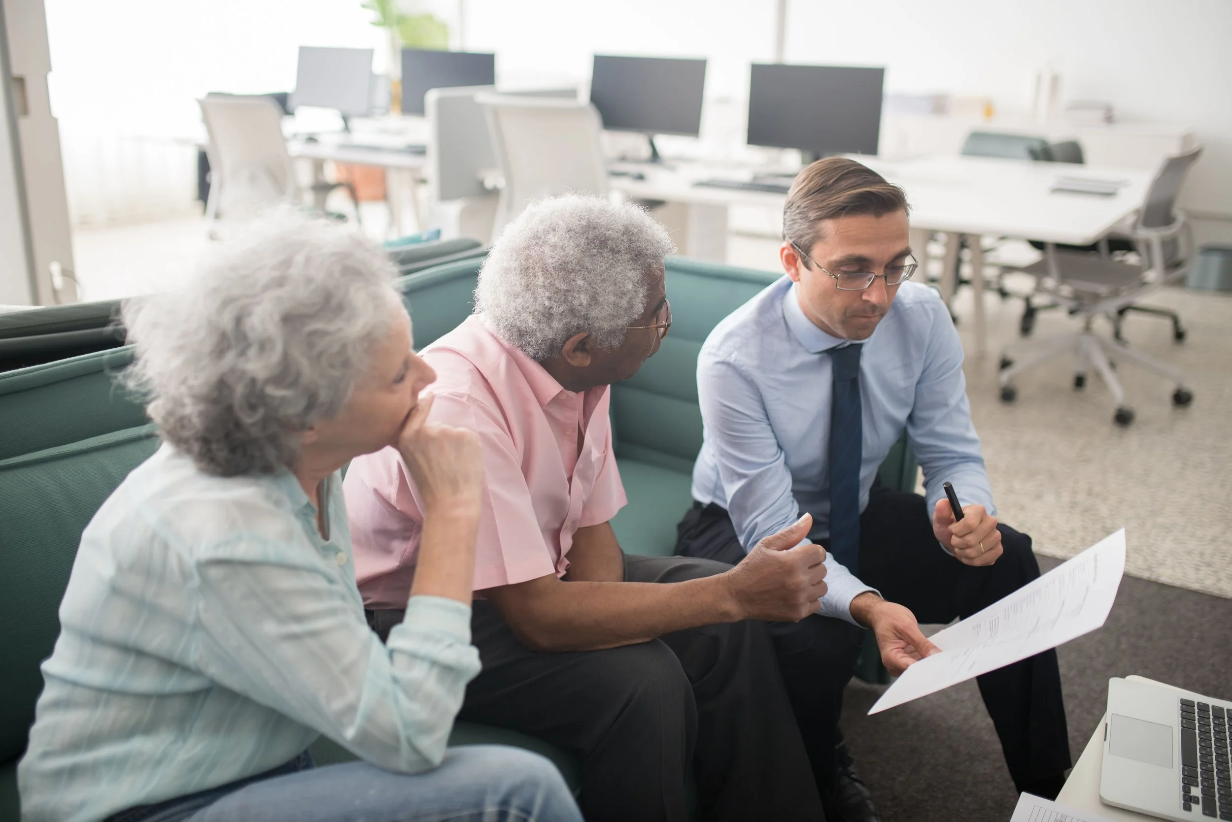 5 Mistakes to Avoid When Hiring a Financial Advisor