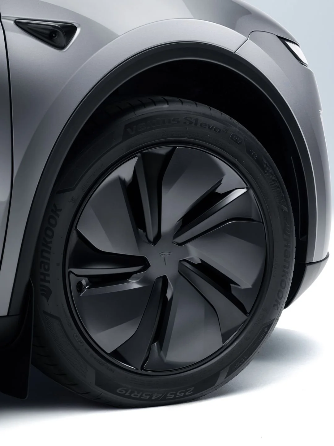 Tesla Mobile Tire Service
