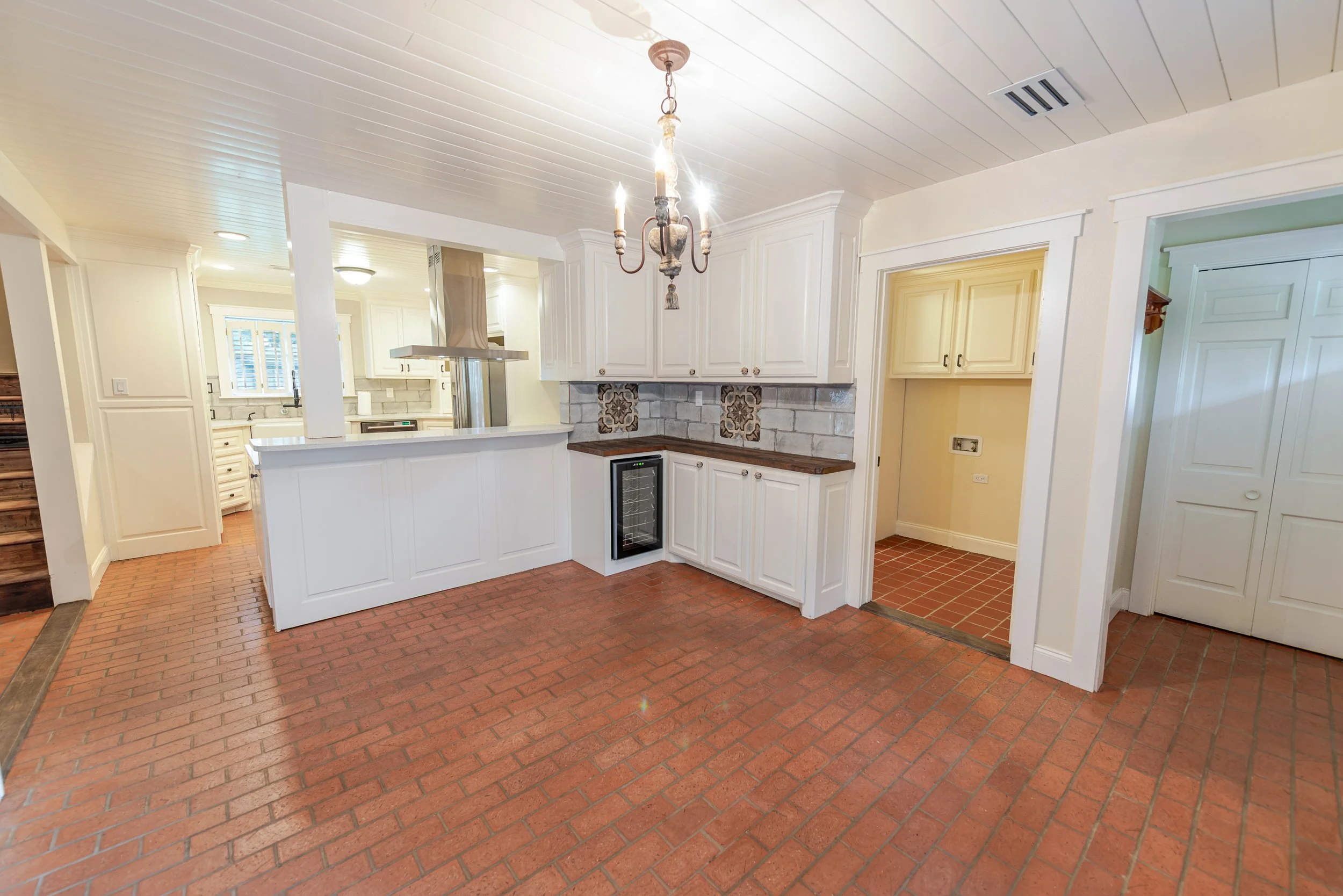 1010 Willliams St-31.jpg
