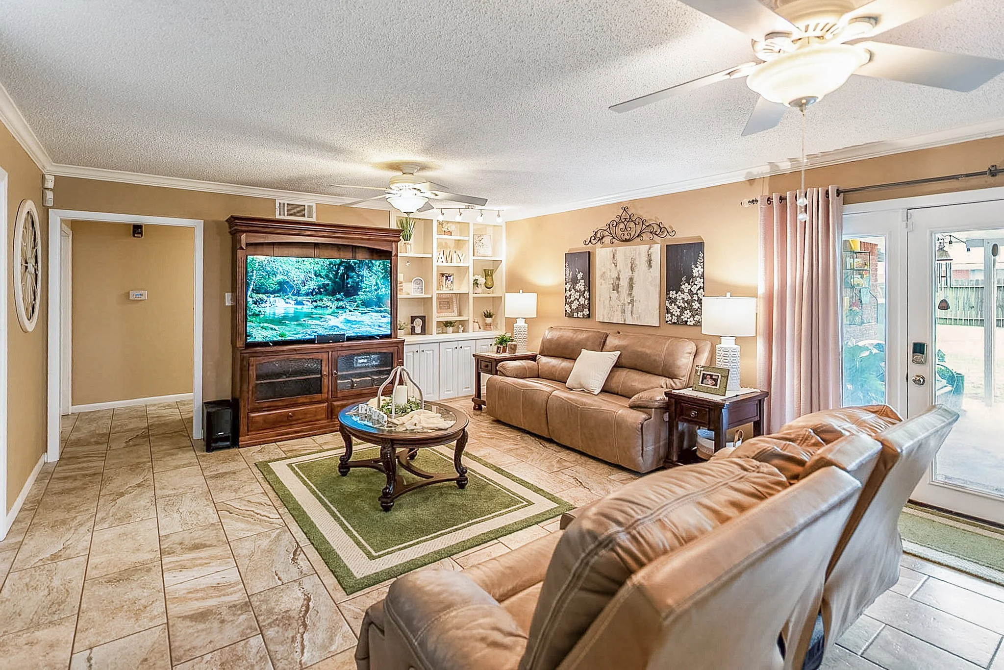 11 Lambeth Cir32.jpg