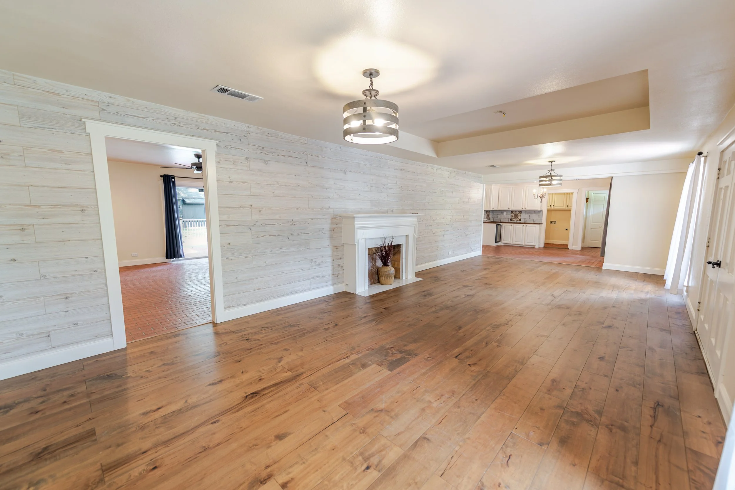 1010 Willliams St-35.jpg