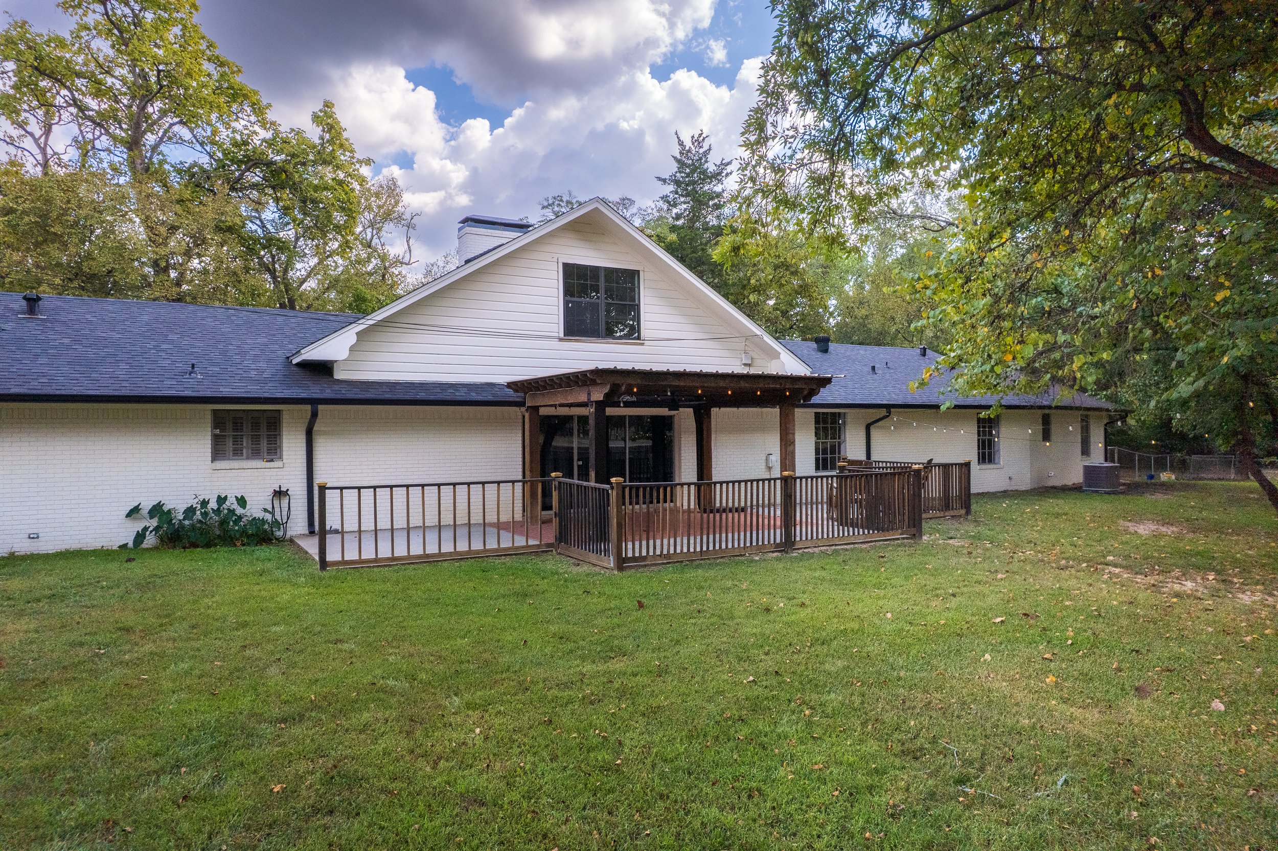 1010 Willliams St-09.jpg