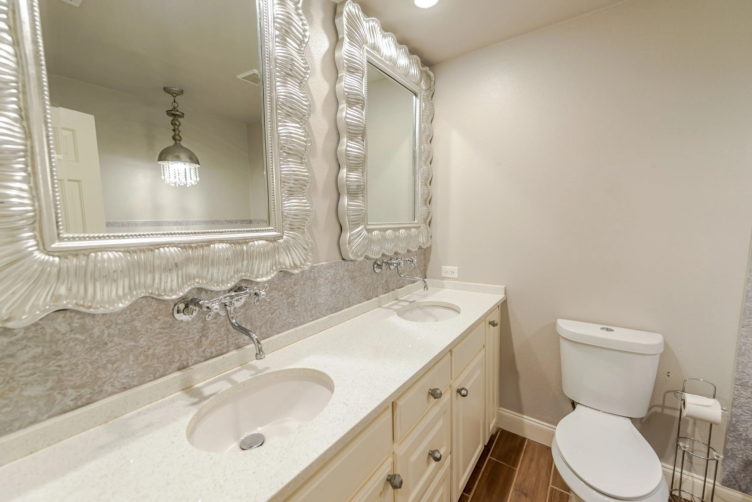 1010 Willliams St-17.jpg