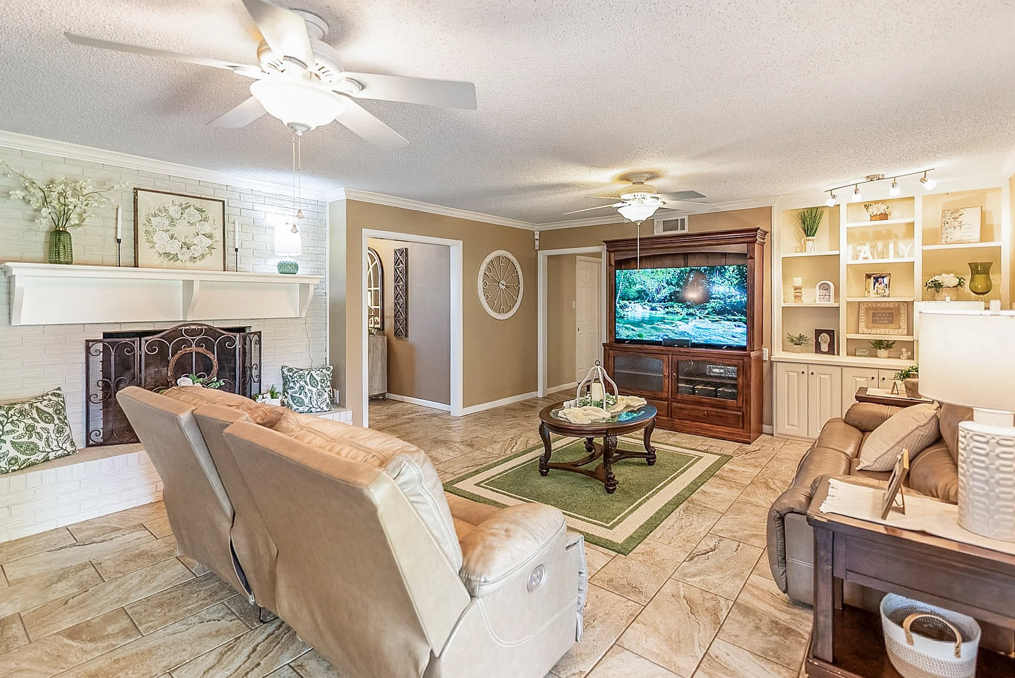 11 Lambeth Cir33.jpg