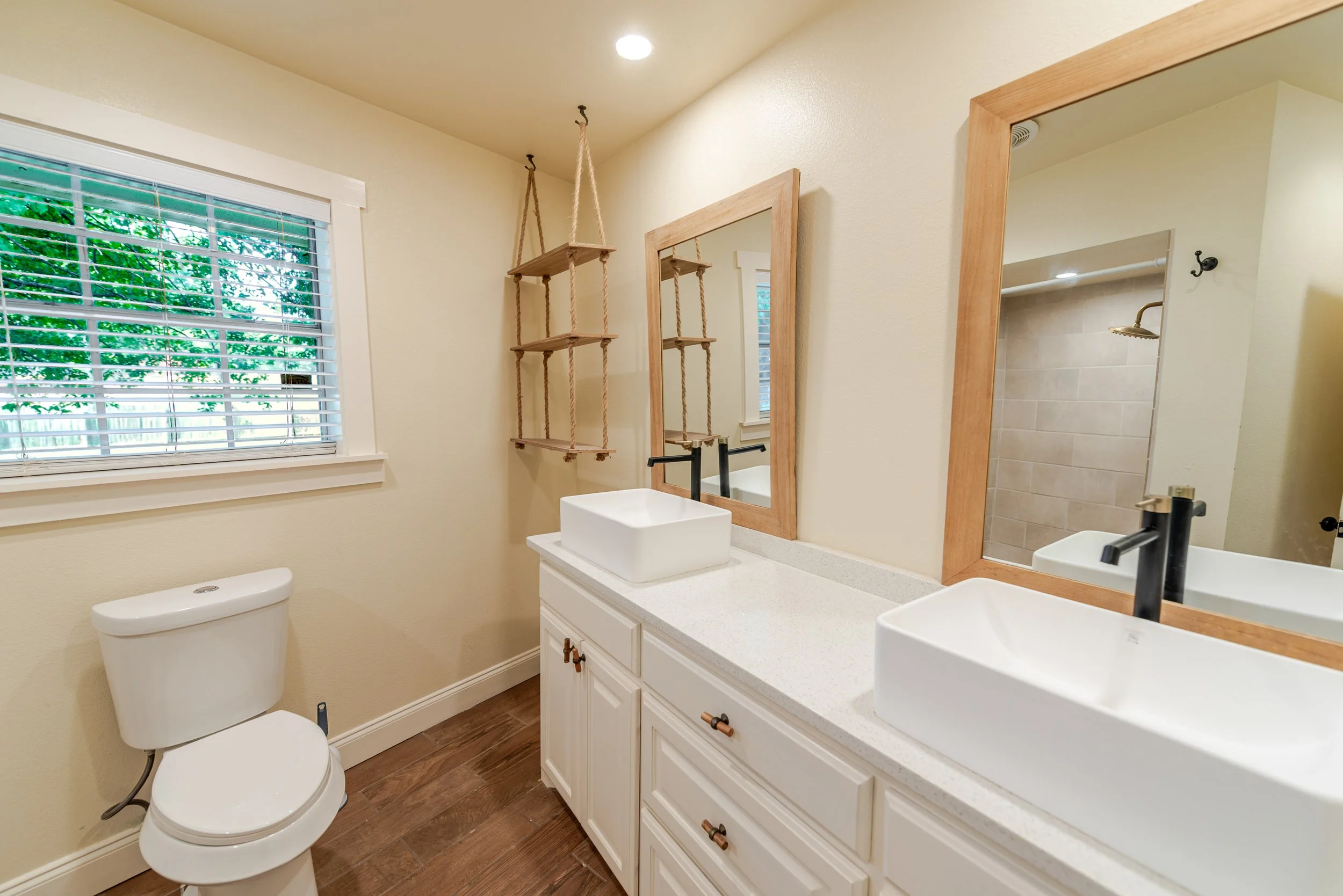 1010 Willliams St-10.jpg