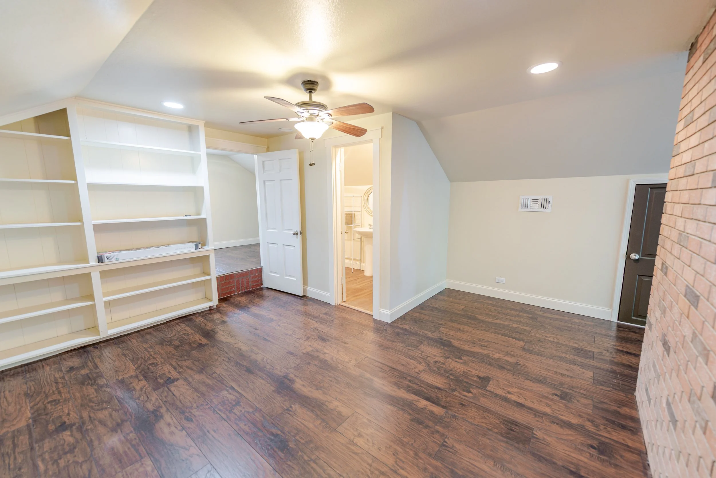 1010 Willliams St-39.jpg