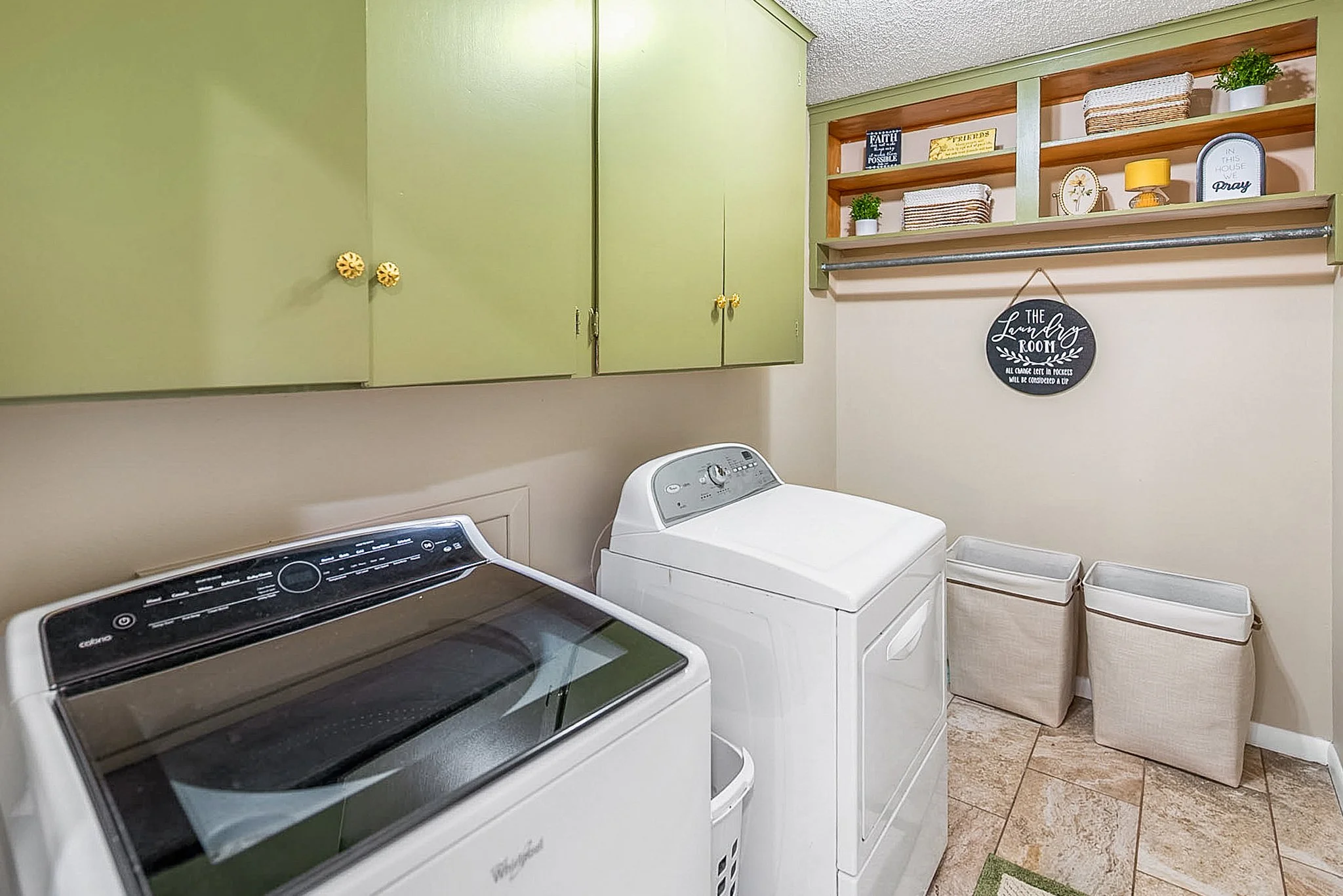 11 Lambeth Cir43.jpg