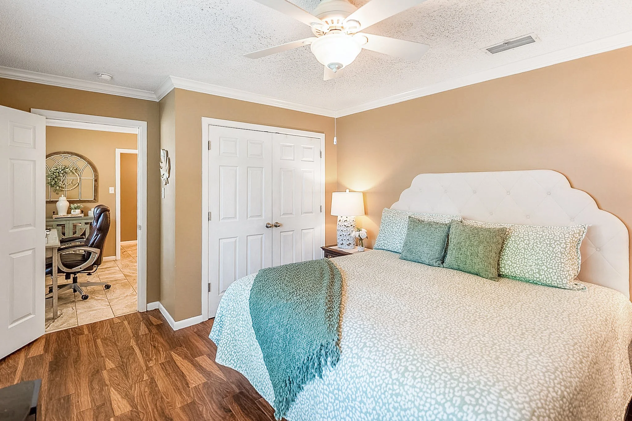 11 Lambeth Cir27.jpg