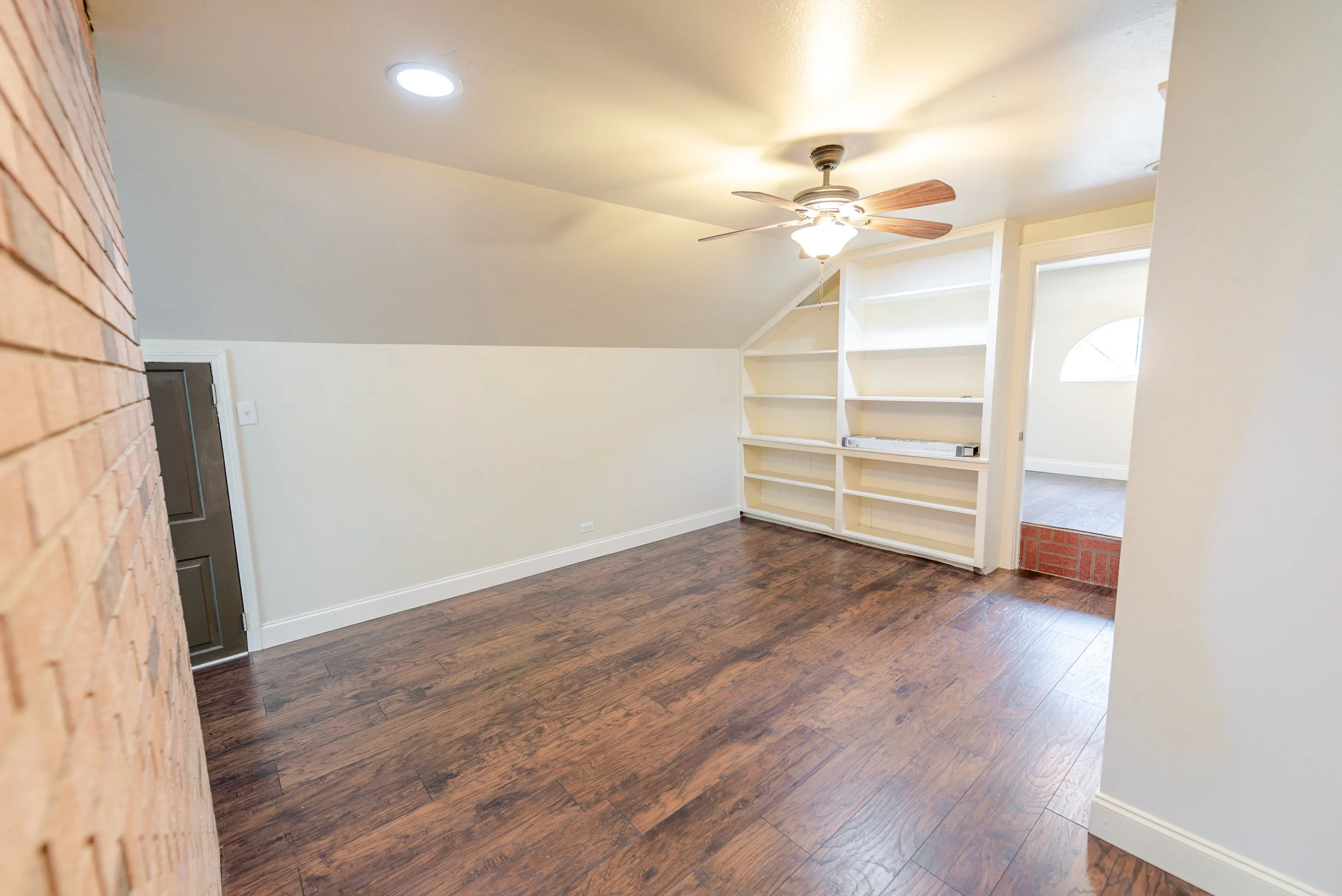 1010 Willliams St-38.jpg