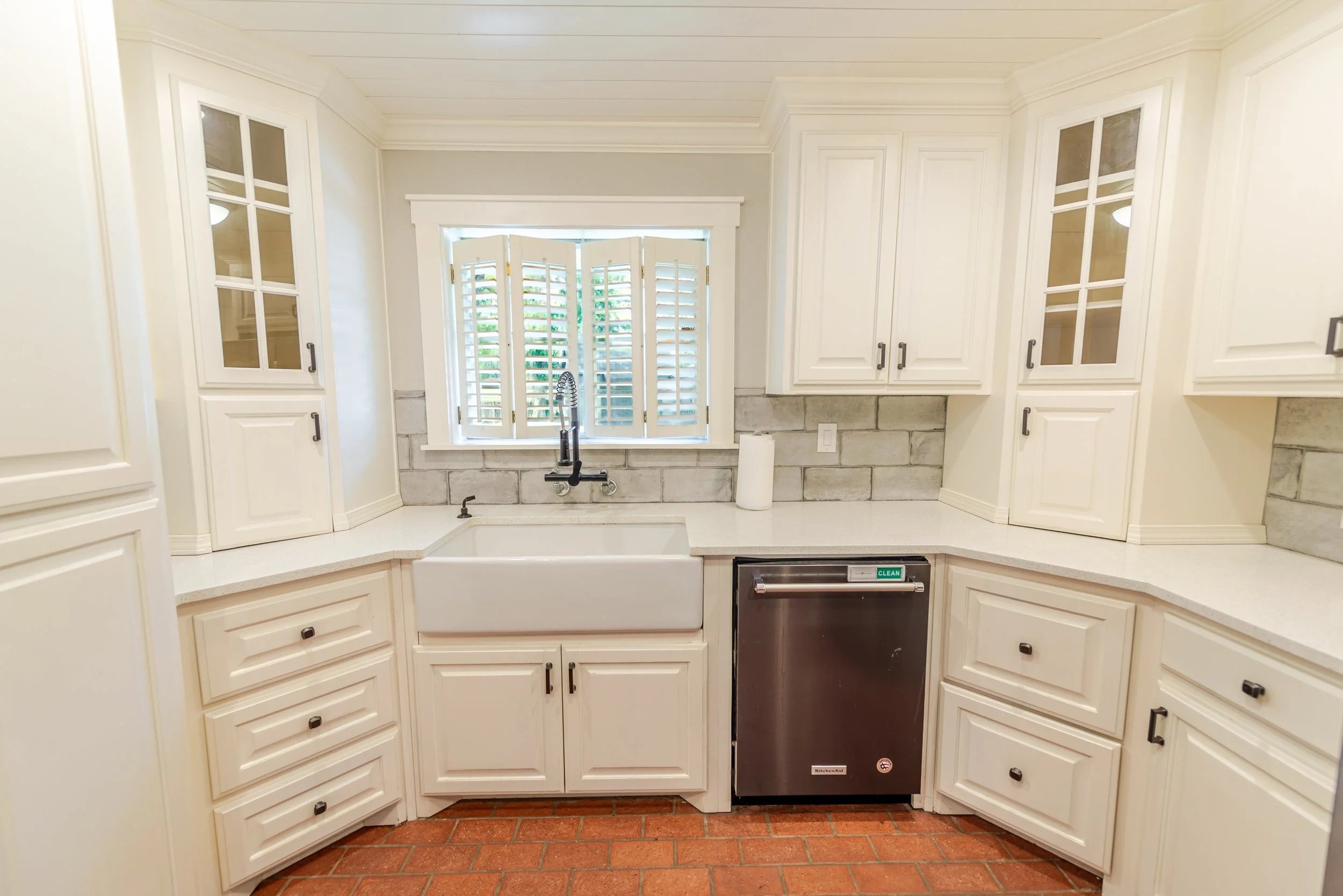1010 Willliams St-29.jpg