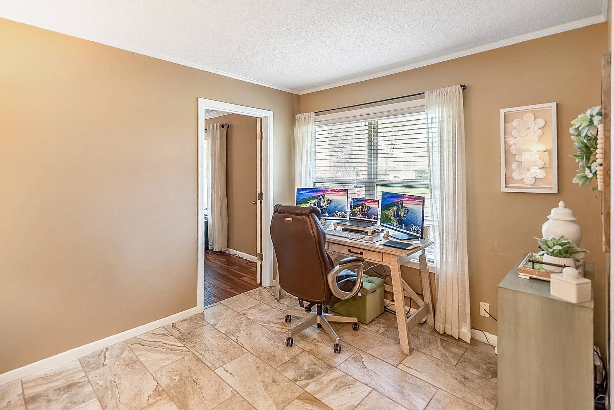 11 Lambeth Cir29.jpg