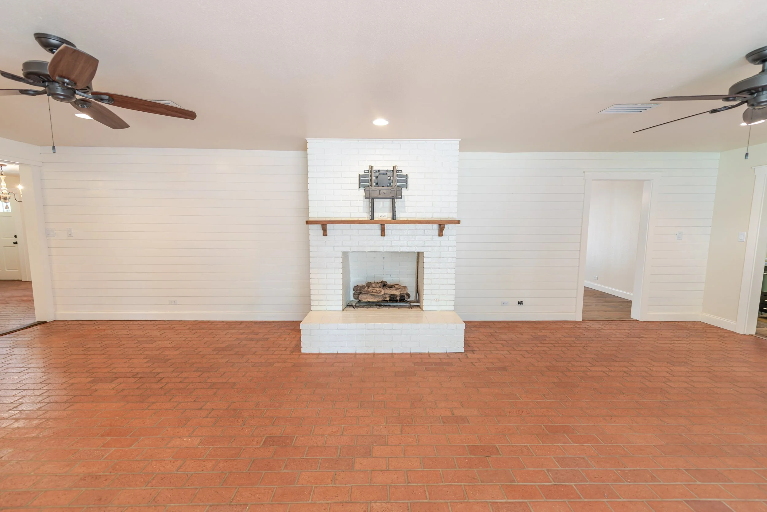 1010 Willliams St-26.jpg