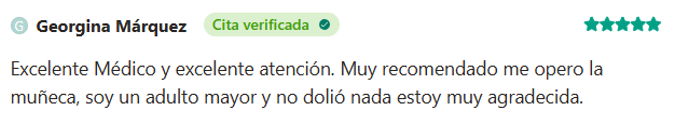 Reseña positiva de Georgina Márquez sobre un médico, con calificación de cinco estrellas.