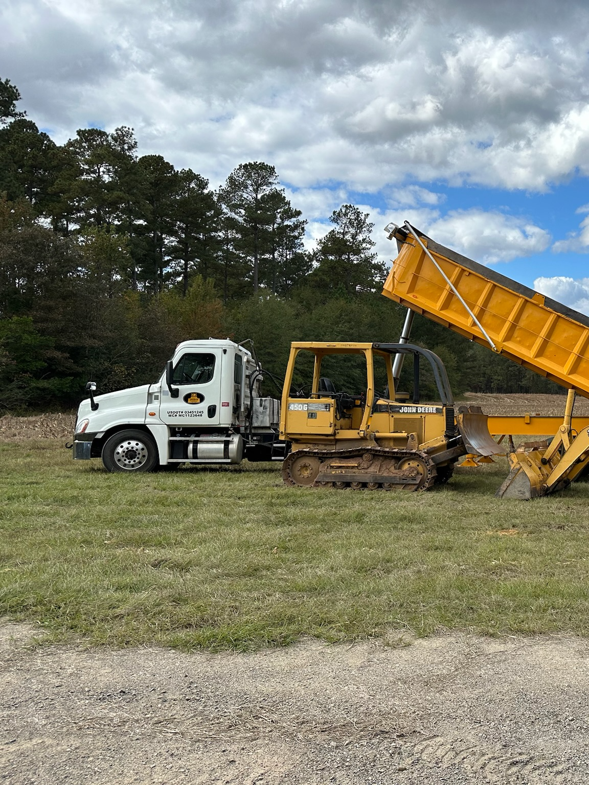 excavation, forestry mulching, grading, hauling