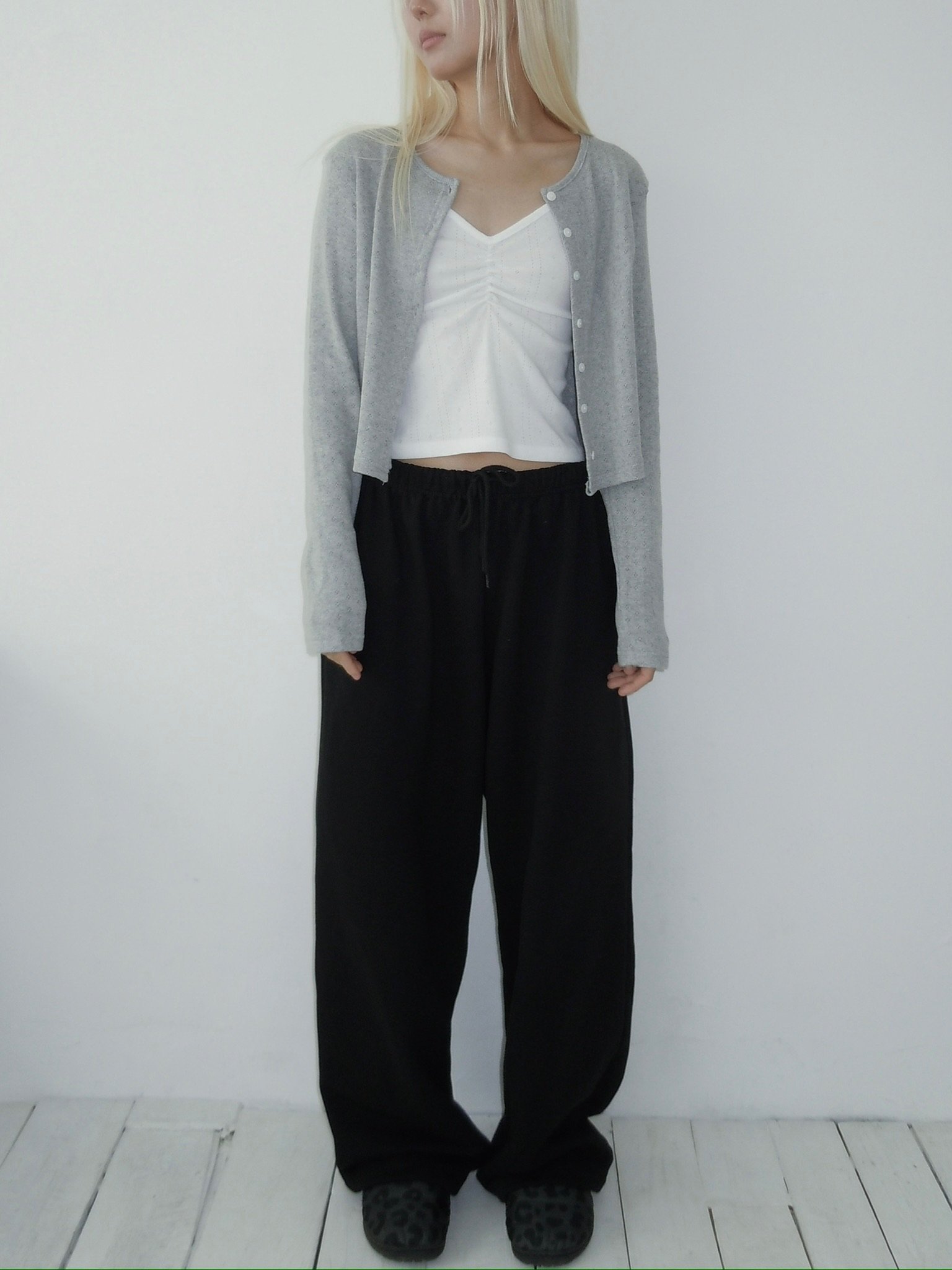 Baily wide sweat pants 15.jpg