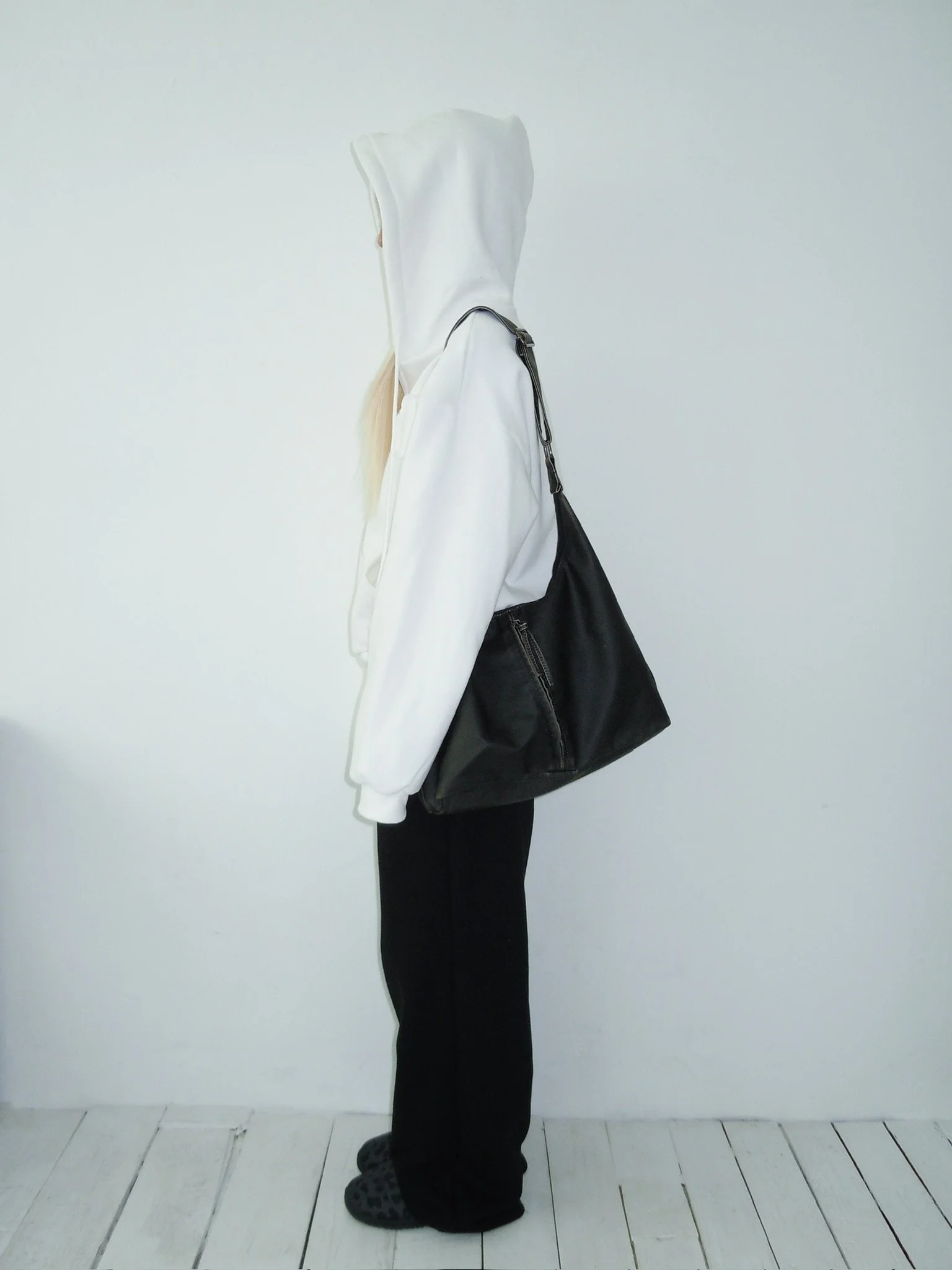 Vintage zip shoulder bag 1.JPG