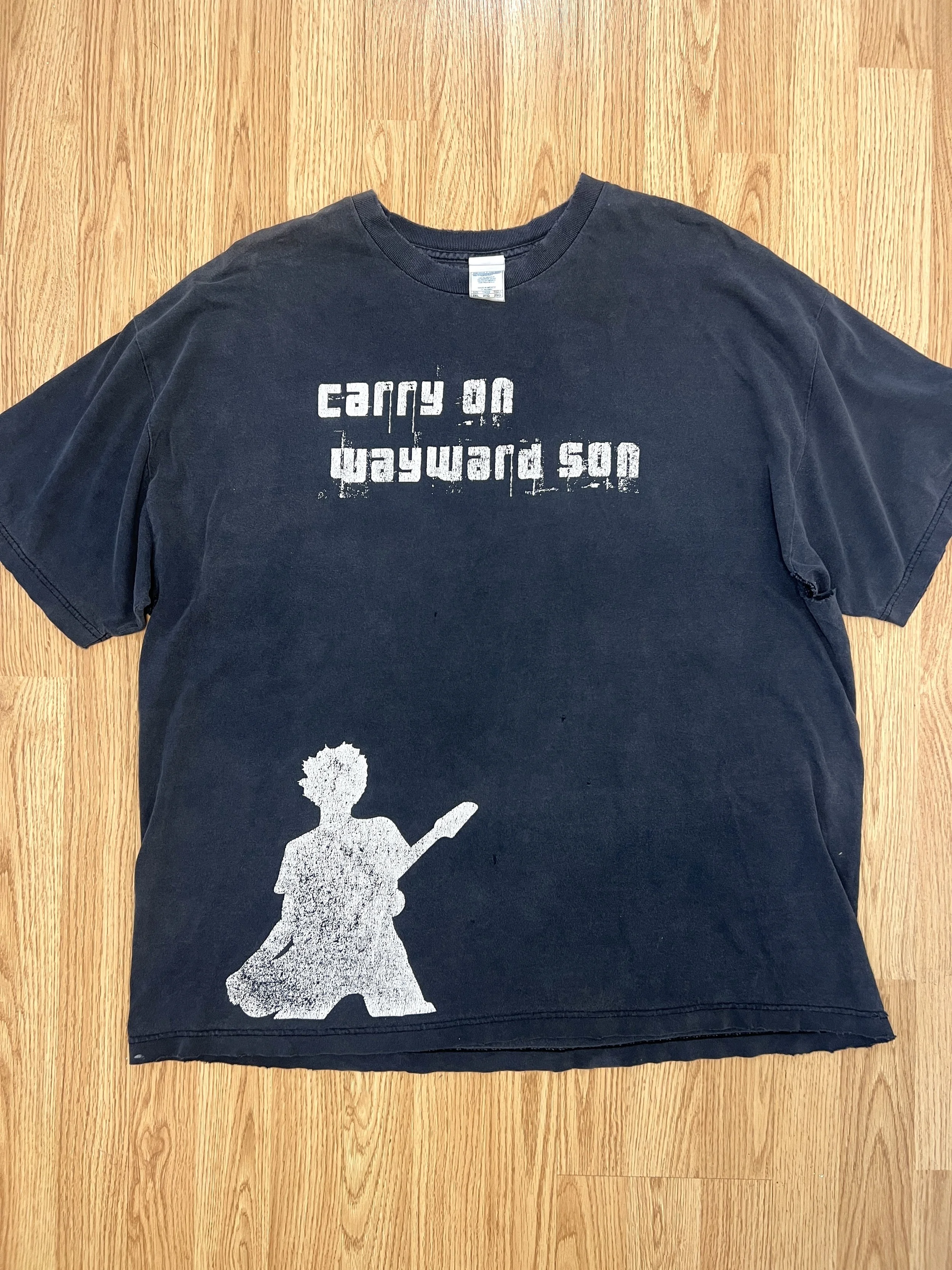 Vintage Kansas Carry On Wayward Son Band Tee