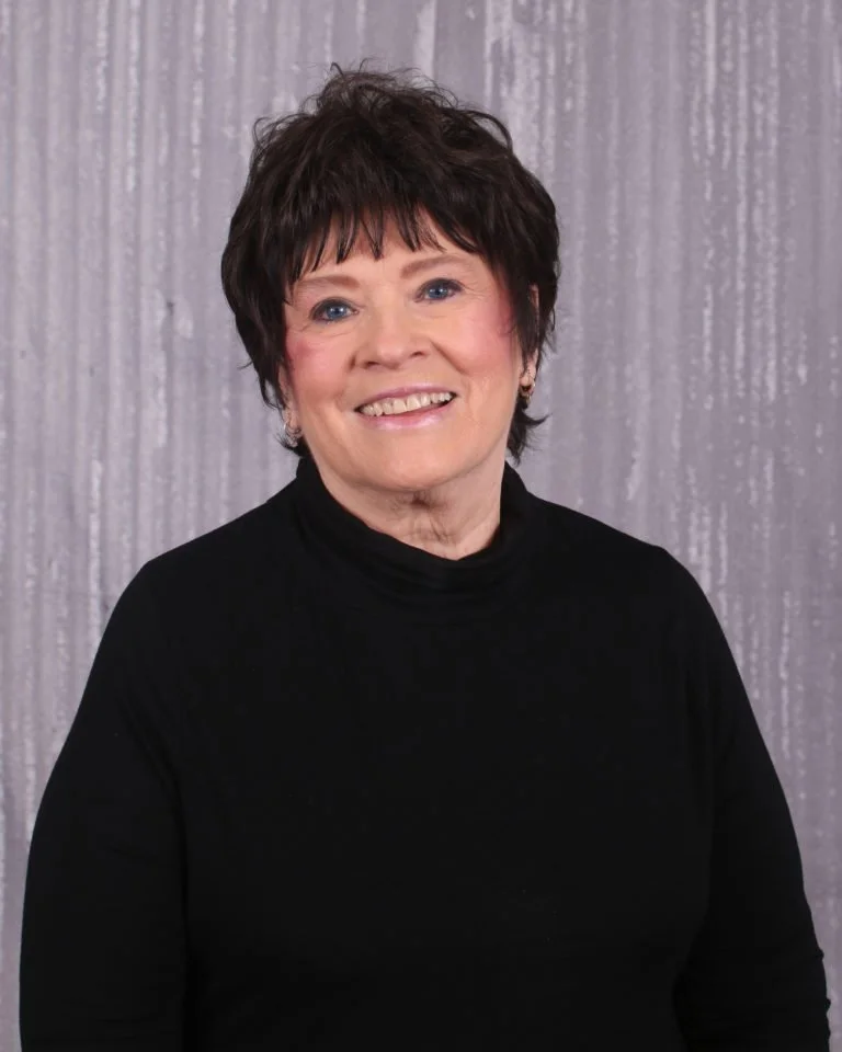 Ms. Joanie – Dance Director/Instructor Consultant