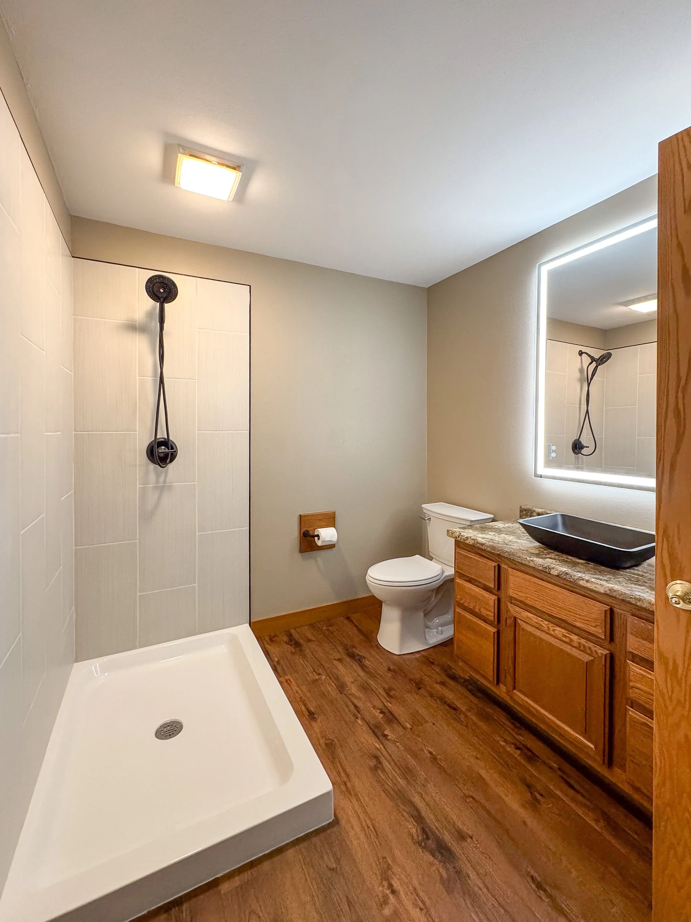 202347 Dubay Drive Master Bath.jpg