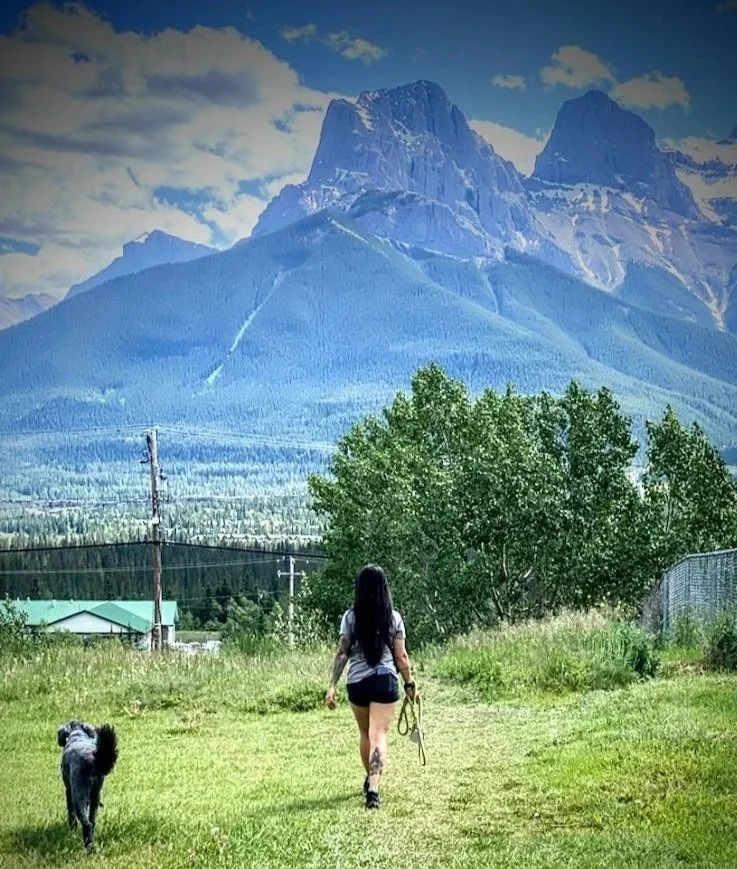Abby and Shay in the mountains