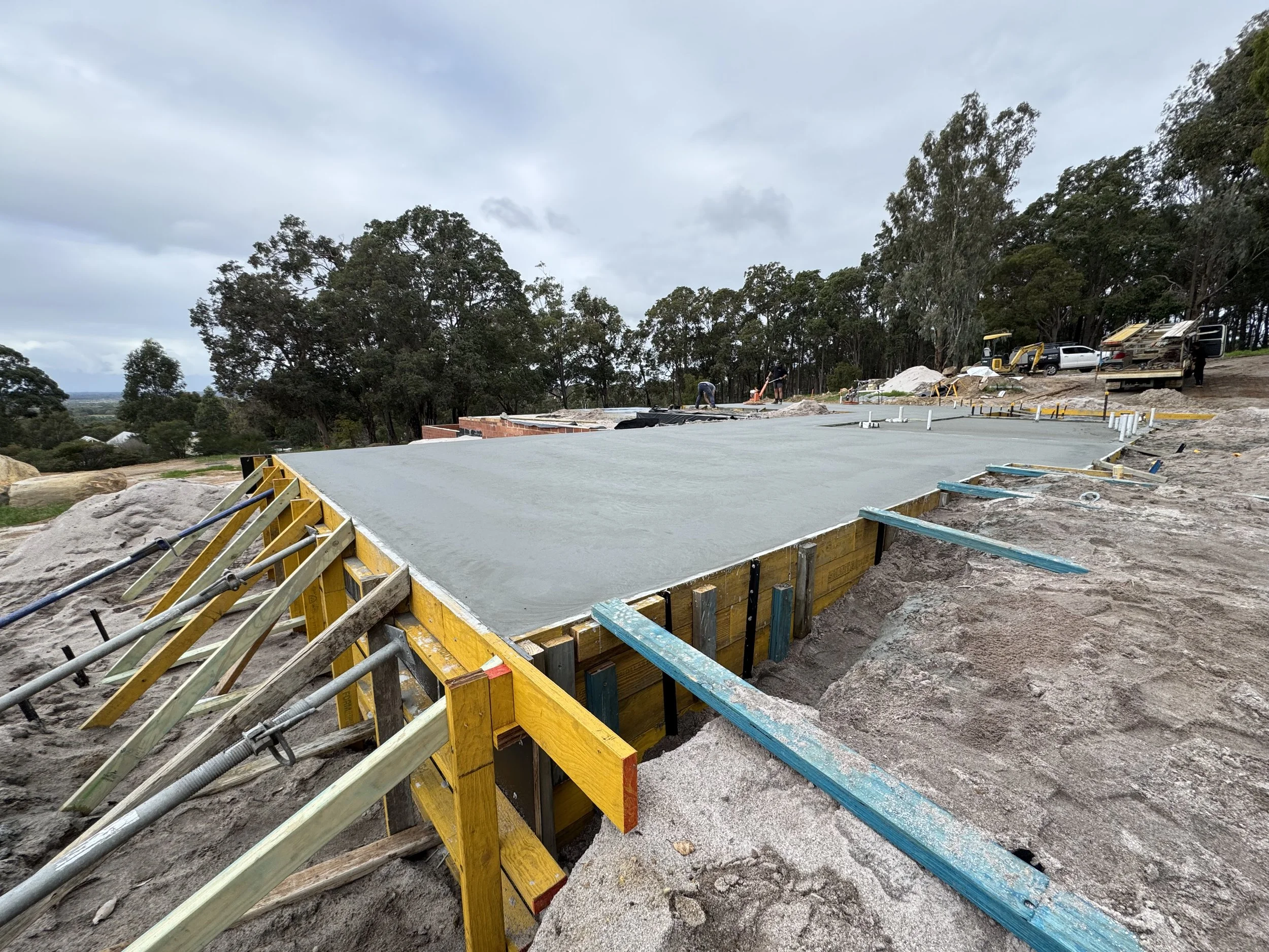 modern-custom-home-built-yallingup-sliding-in-rapida.jpeg