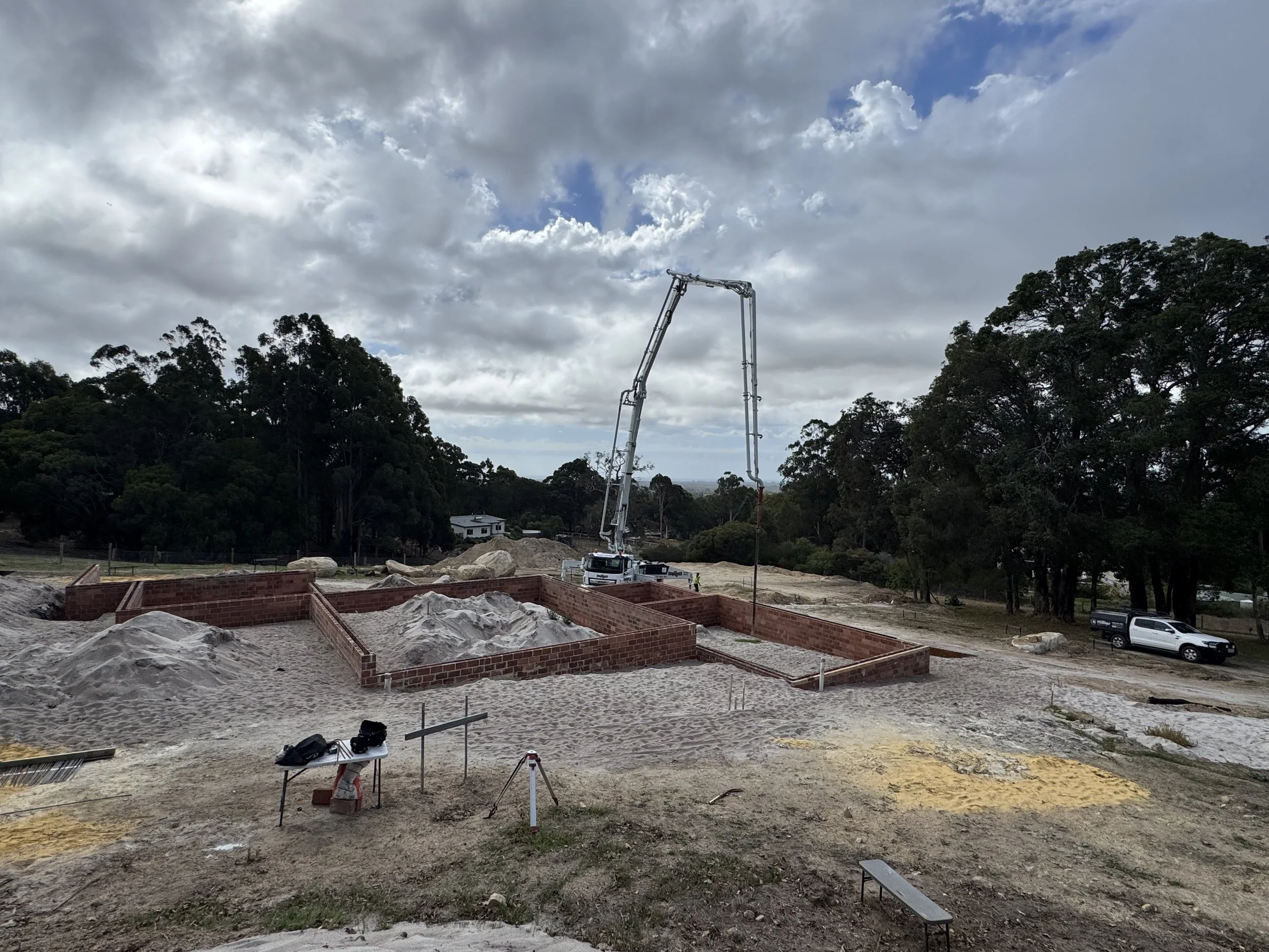 modern-custom-home-built-yallingup-sliding-in-rapida.jpeg
