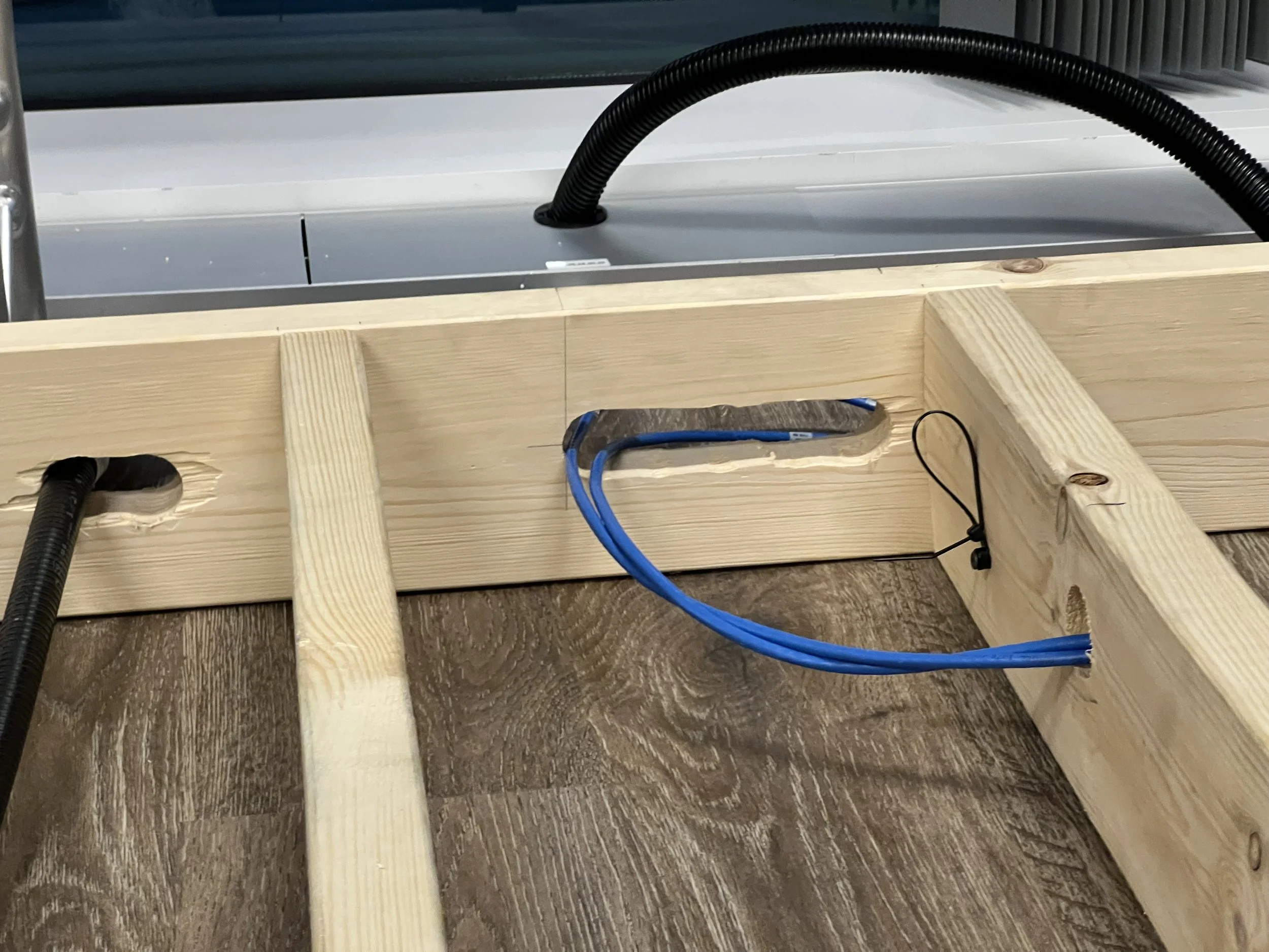 Cutout for bulkhead 1/2