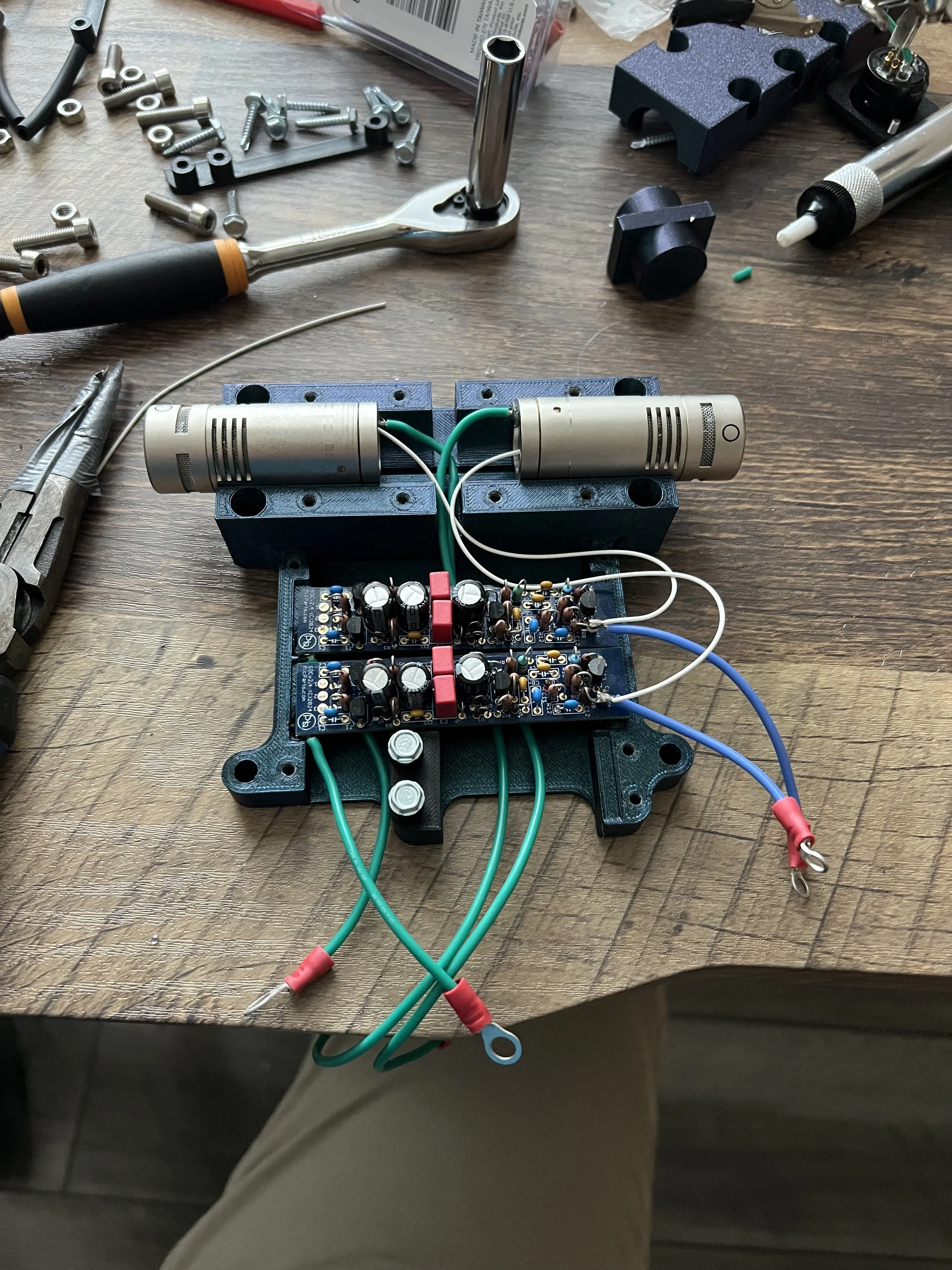 Wiring microphone components 1/4