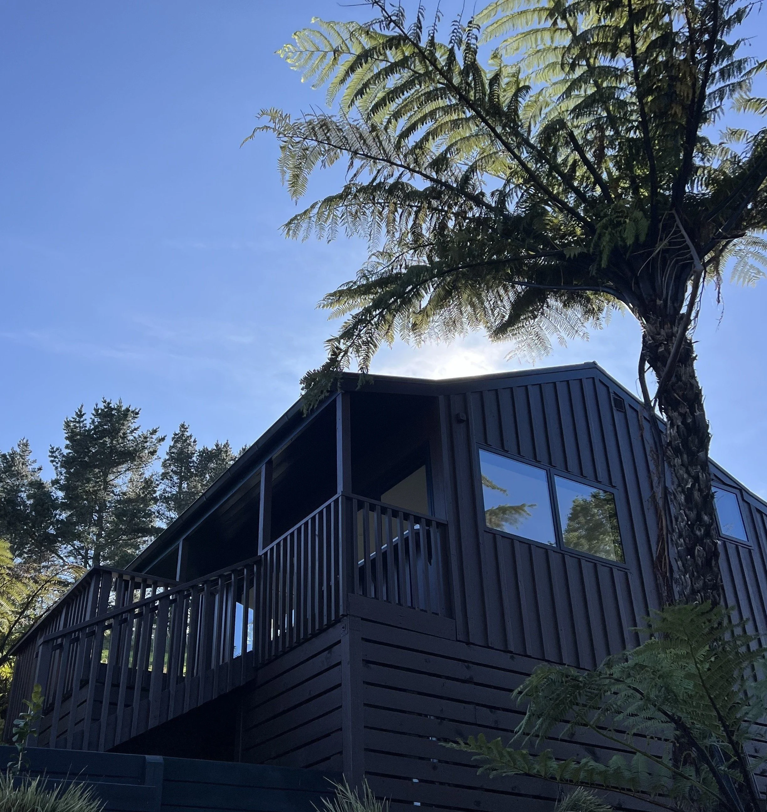 ridgewood_retreat_portfolio_completed_exterior.jpeg