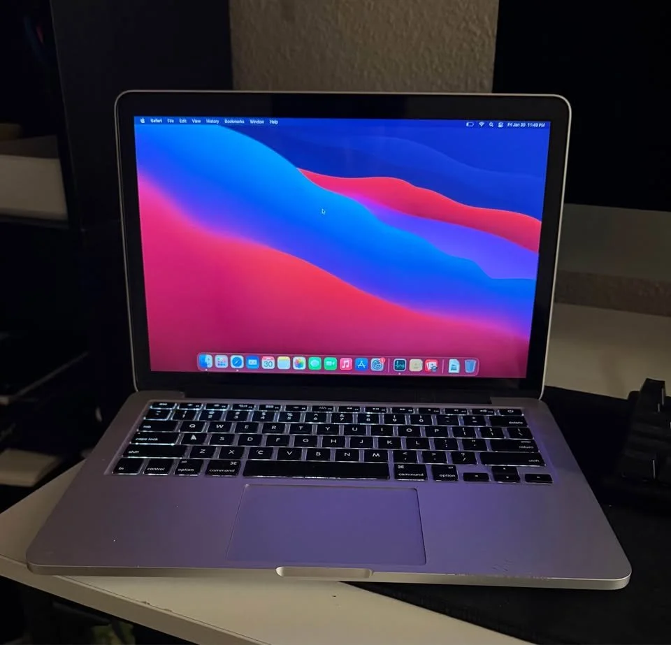 2014 Macbook Pro 13.3 inch Retina