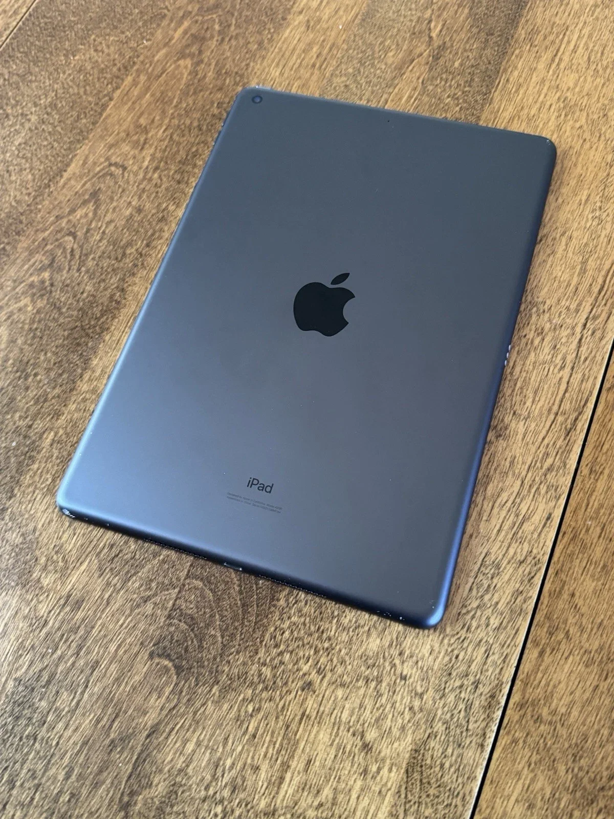 ipad 7th back back.webp